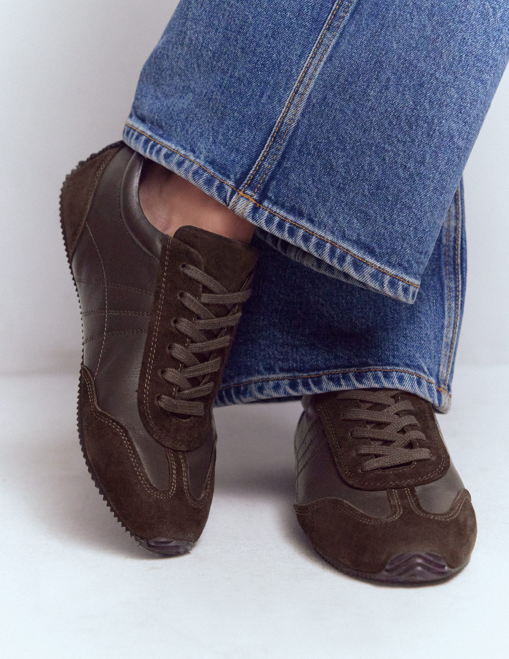 Delphine Slim Sole Trainers-Chocolate-2