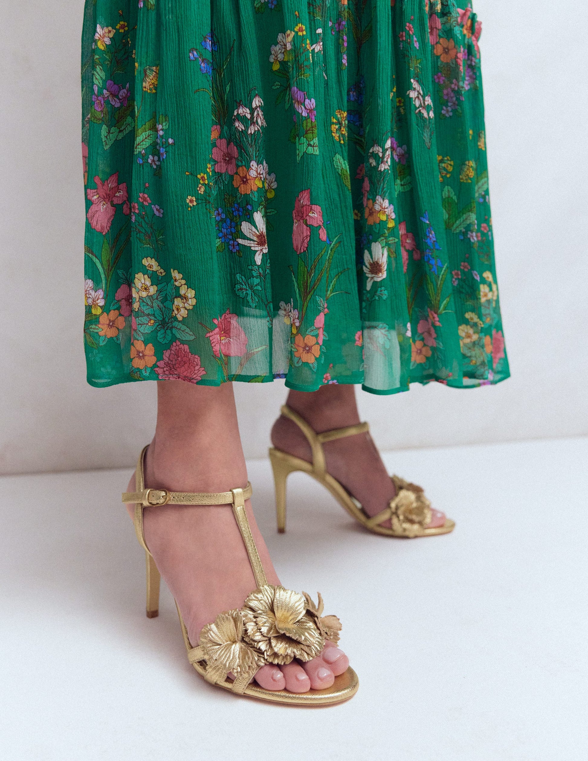 Flower Sandals-Gold-2