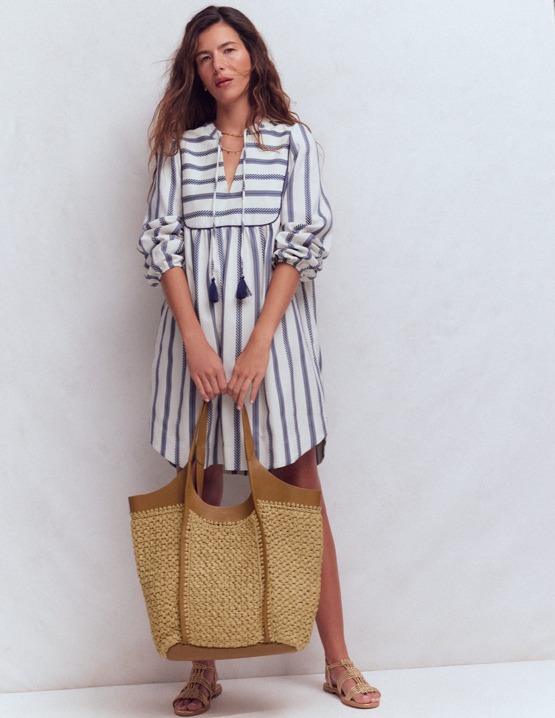 Straw Tote-Natural Raffia-3