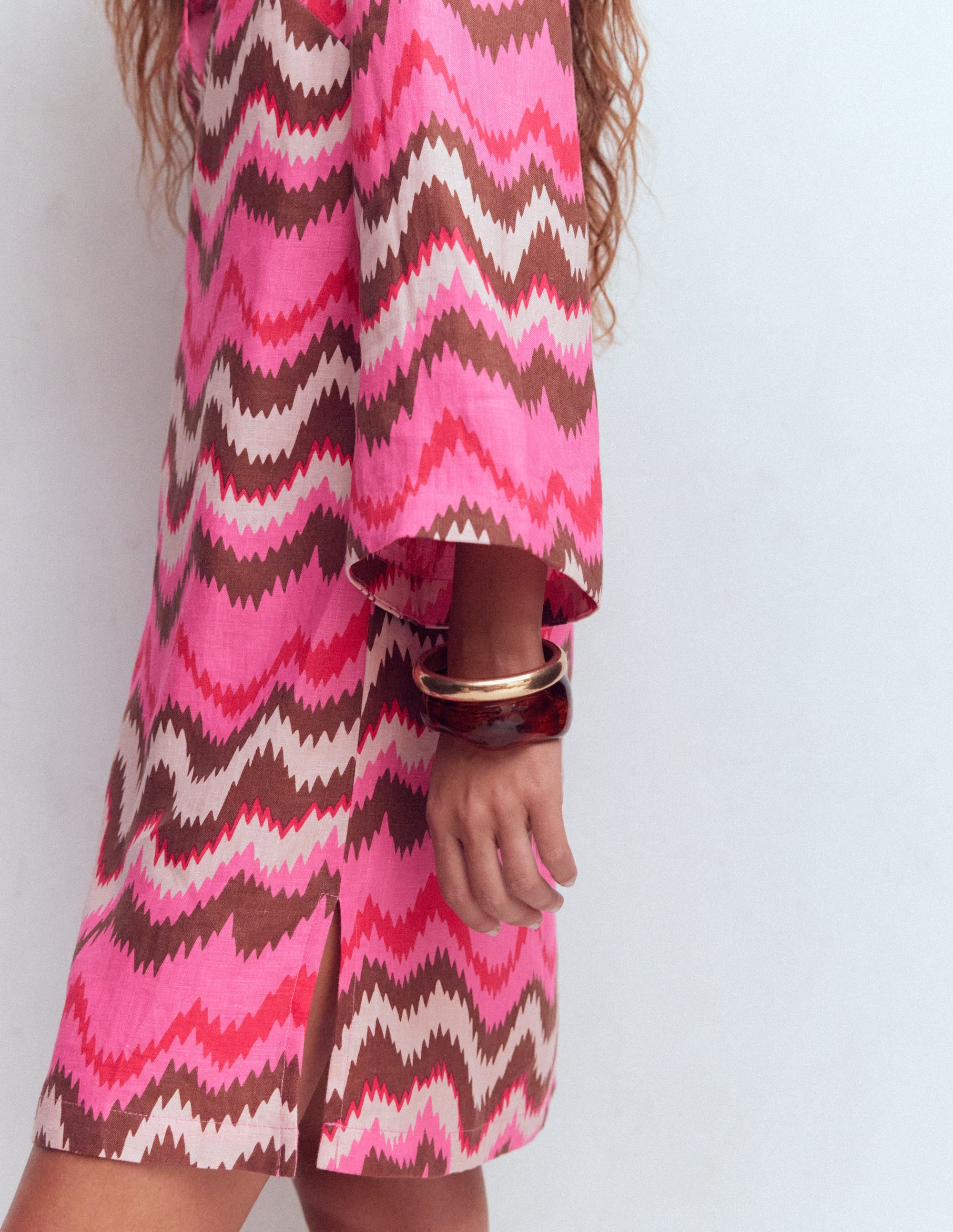 Carmen Linen Short Dress-Pink, Zig Zag Wave - Image 2