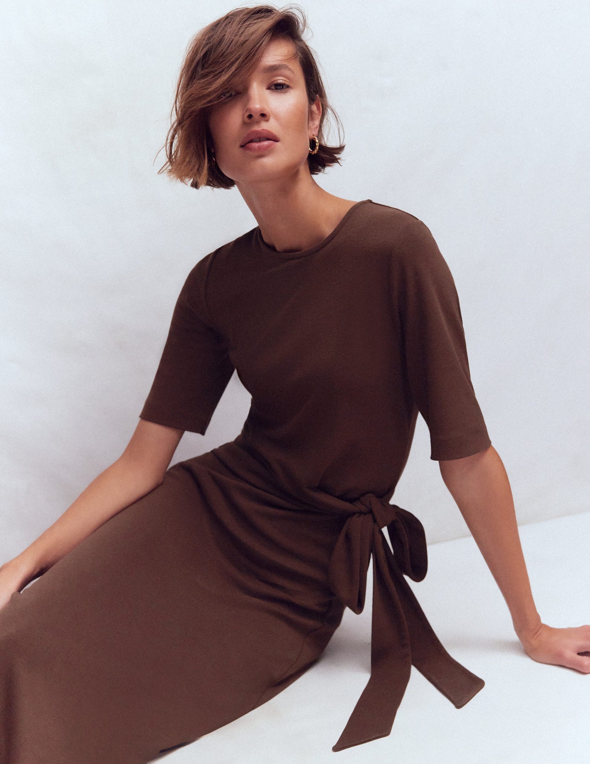 Zinnia Tie Ponte Midi Dress-Espresso-1