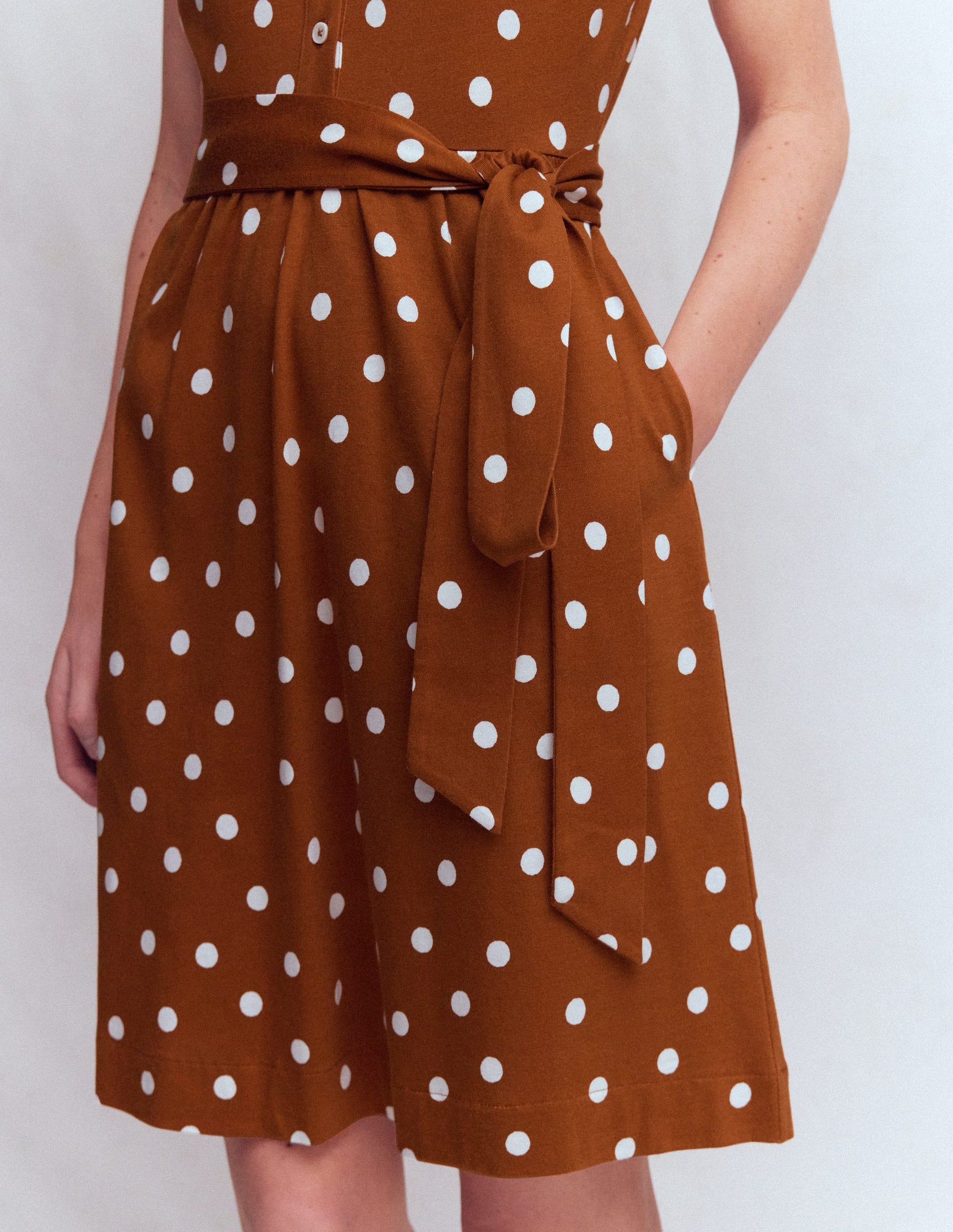 Honor Short Jersey Shirt Dress-Cognac, Painted Dot Spaced-5