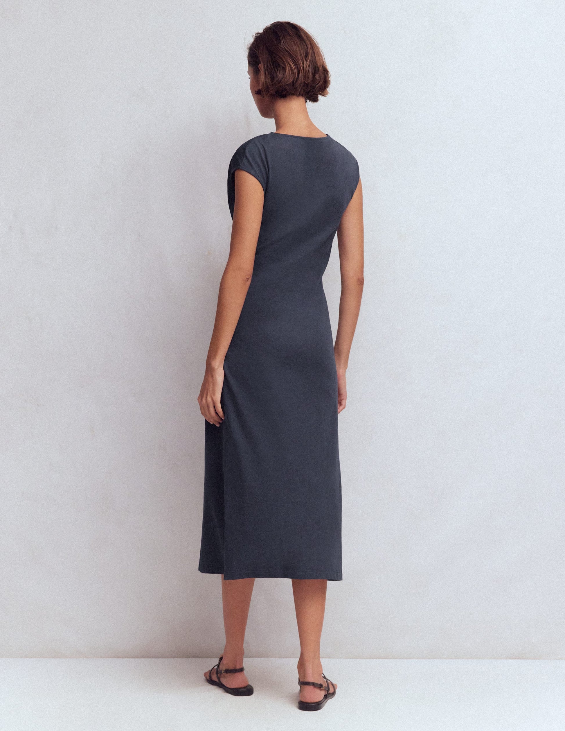 Delilah Twist Midi Dress-Navy-3