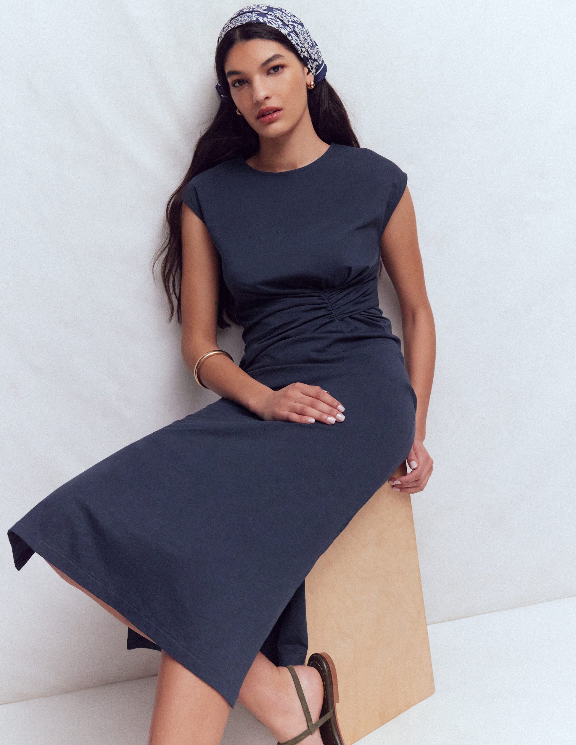 Delilah Twist Midi Dress-Navy-6