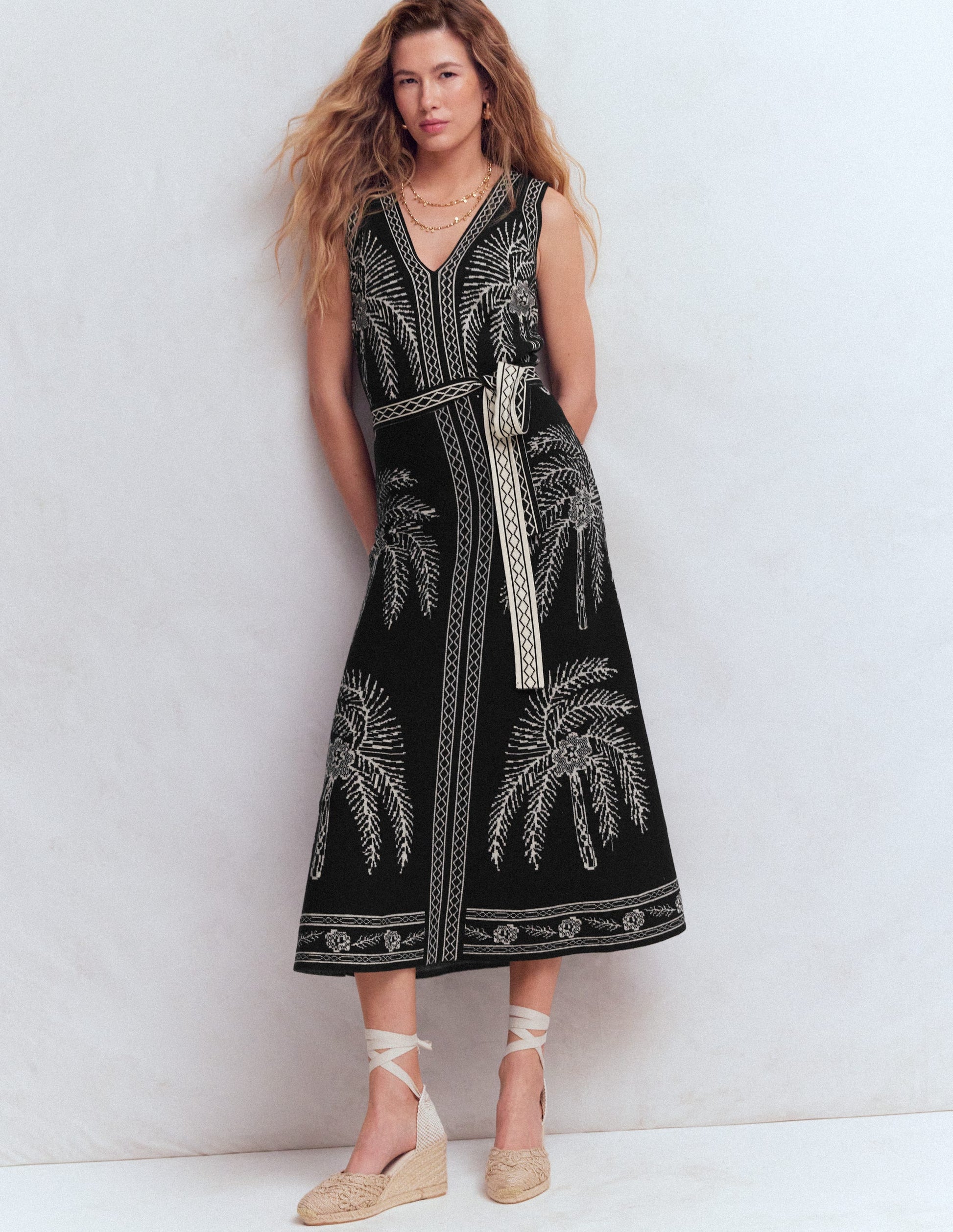V Neck Jacquard Dress-Palm Jacquard-6
