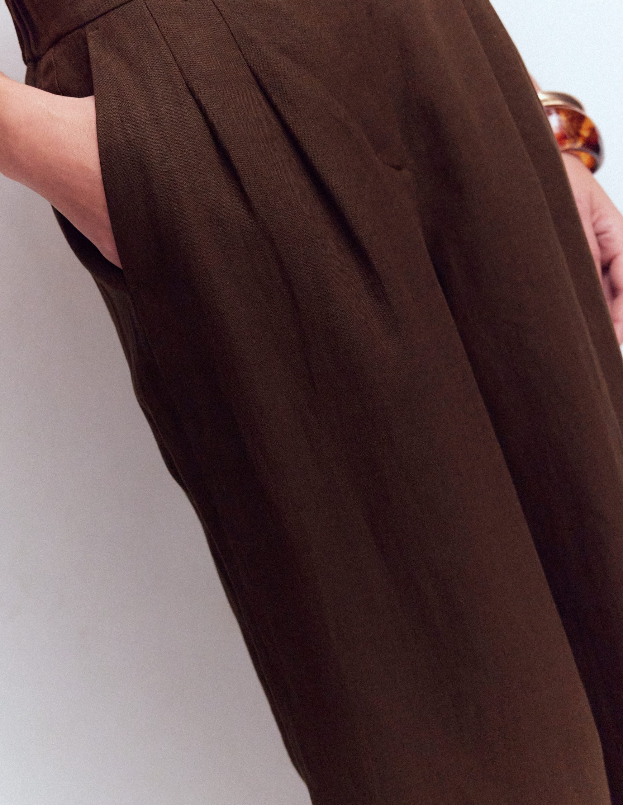 Kensington Linen Trousers-Bitter Chocolate - Image 2
