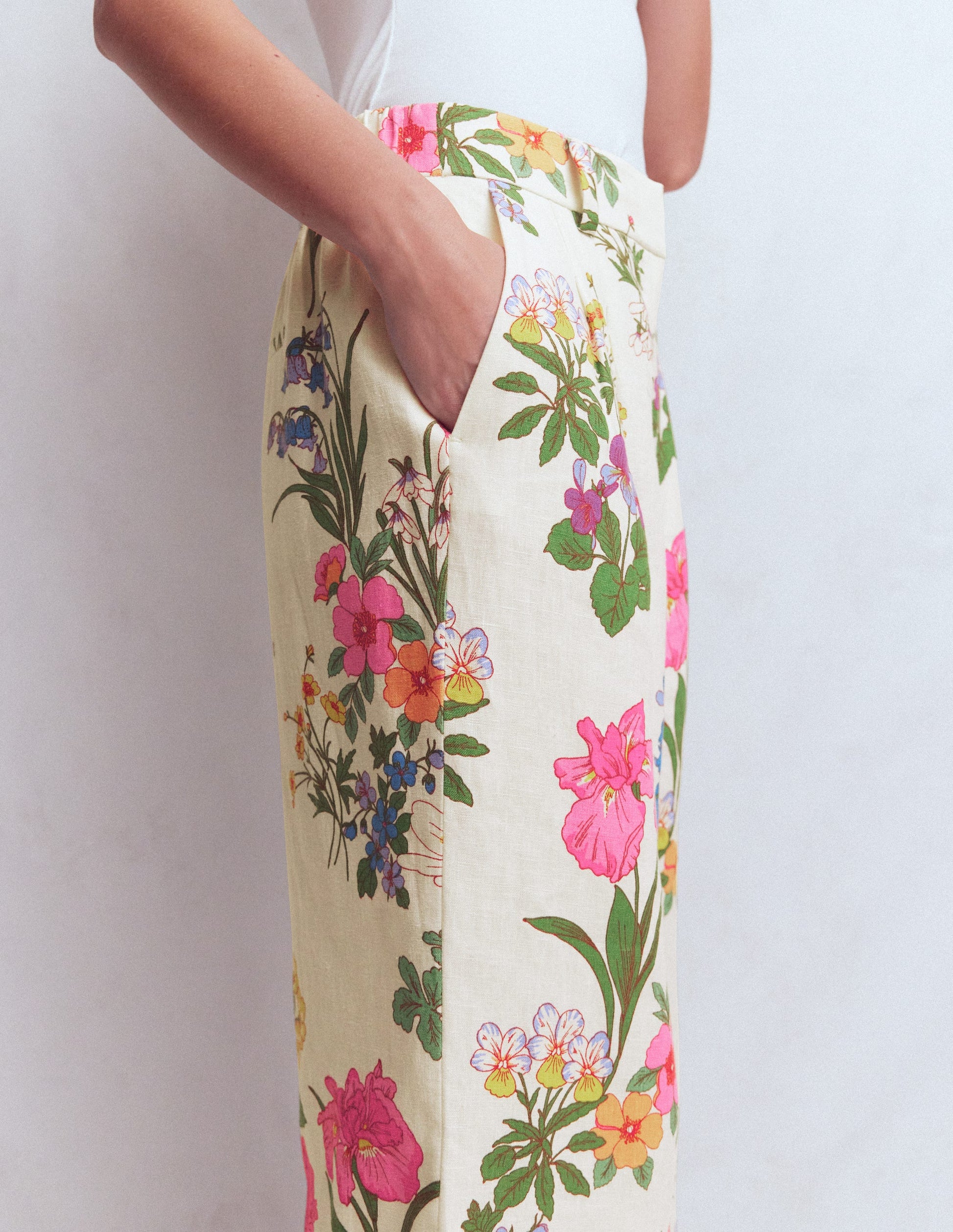Kensington Linen Trousers-Ivory, Delicate Blossom-2