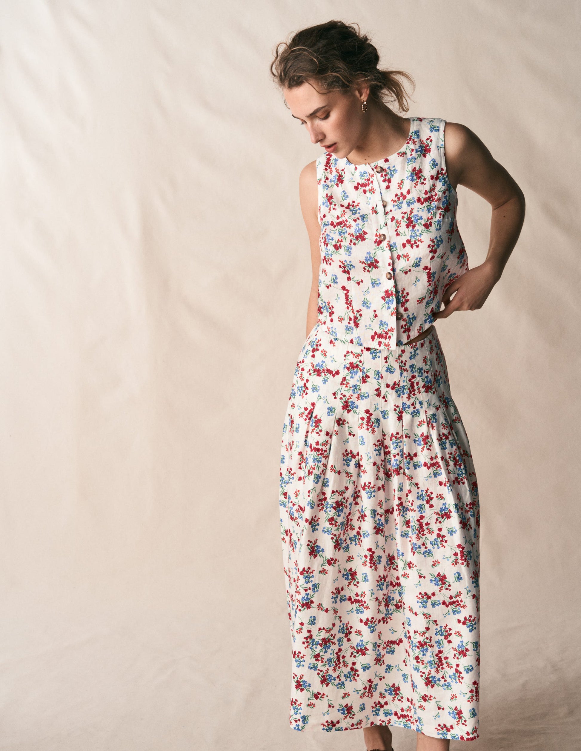 Valentina Linen Skirt-Ivory, Bloom Scatter-8