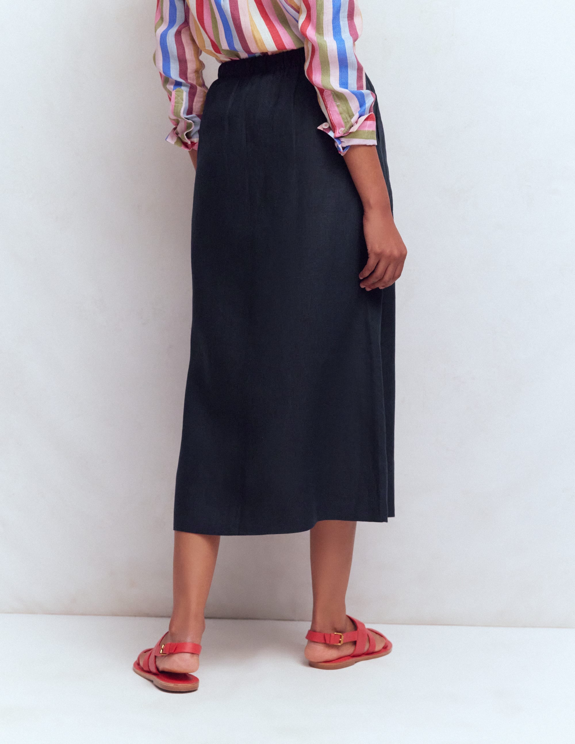 Layla Linen Skirt-Navy - Image 3