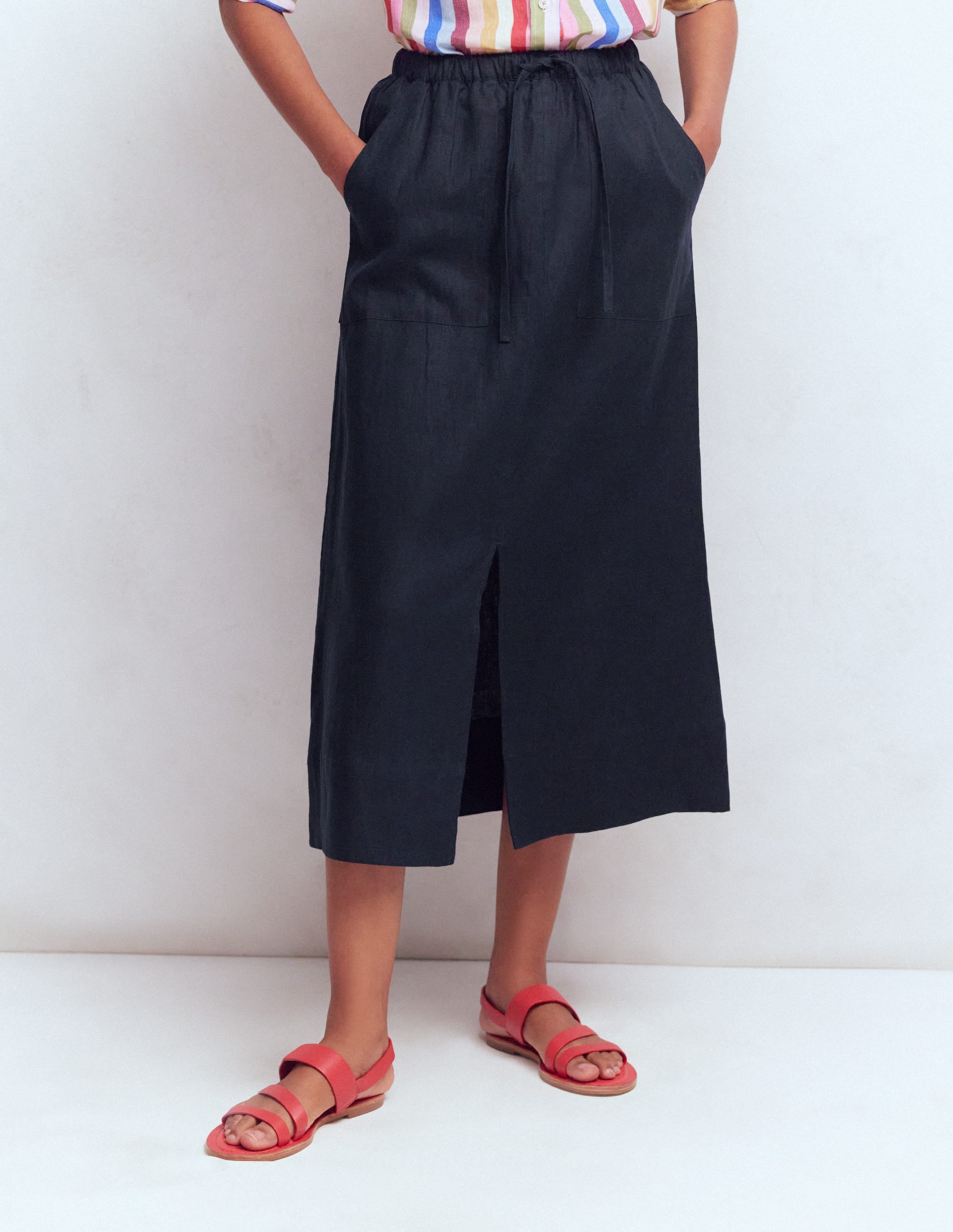 Layla Linen Skirt-Navy - Image 4