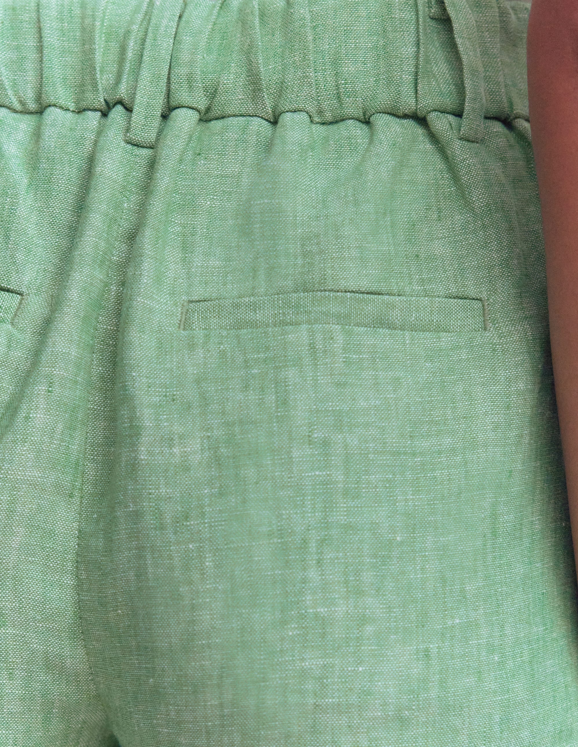 Kensington Linen Shorts-Aloe Green Chambray - Image 5