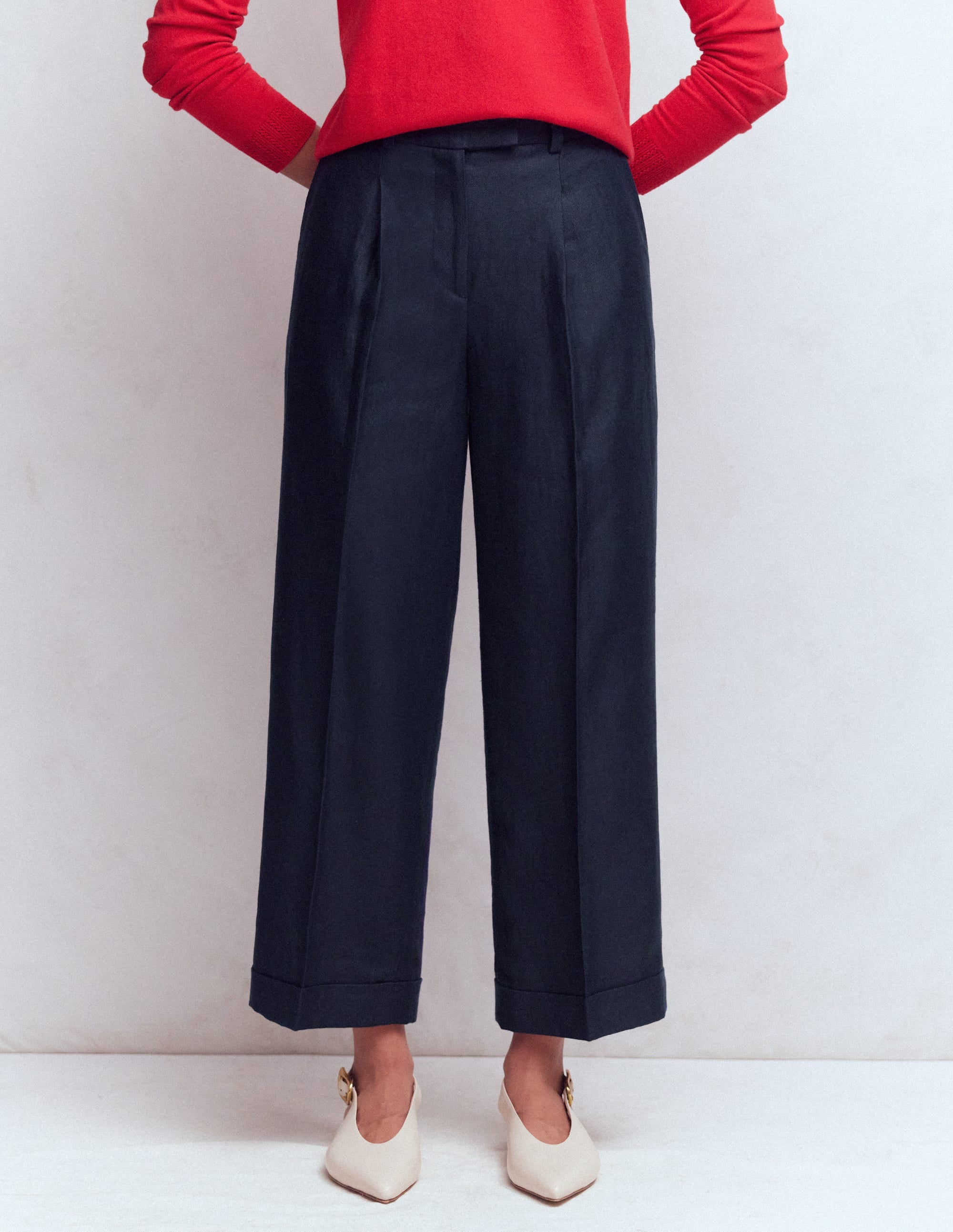 Chiswick Crop Linen Trousers-Navy - Image 4
