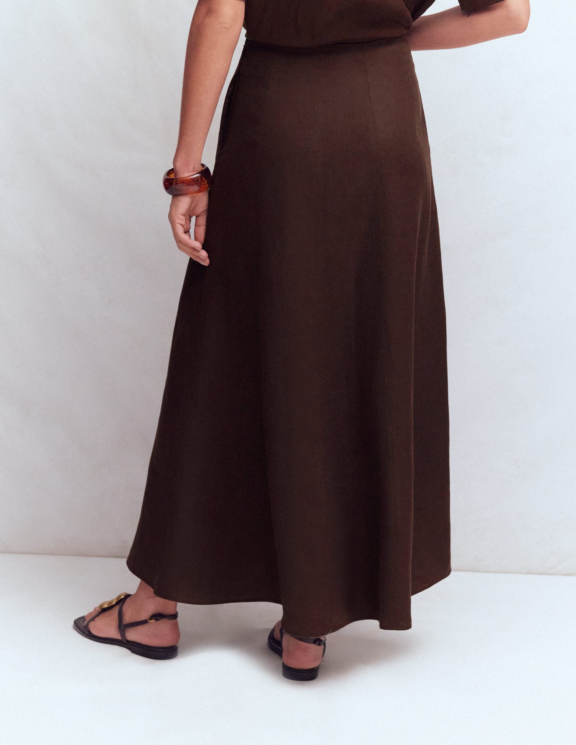 Miriam Linen Maxi Skirt-Bitter Chocolate - Image 3
