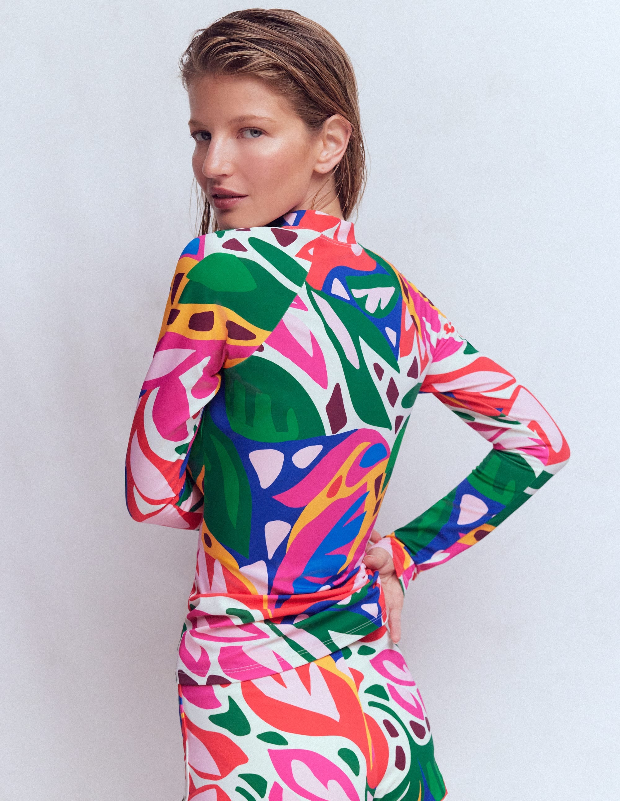 Long Sleeve Rash Guard Top-Multi, Leafy Cascade - Image 3