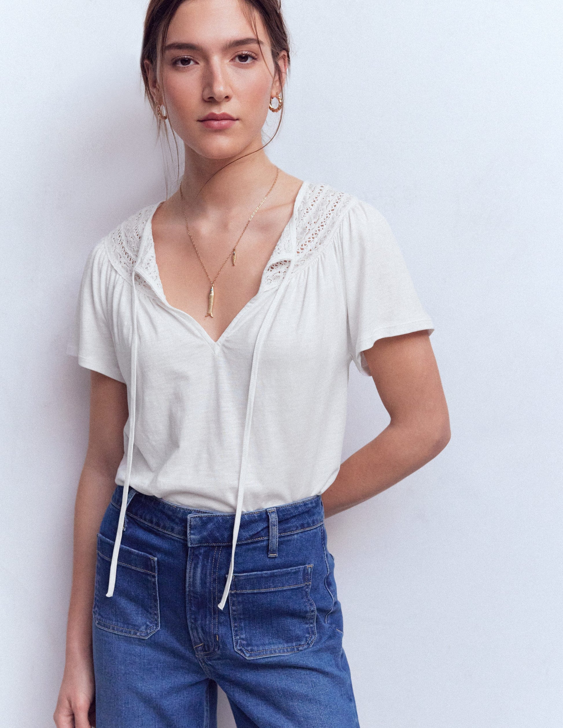 Edi Trim Detail T-shirt-White-4