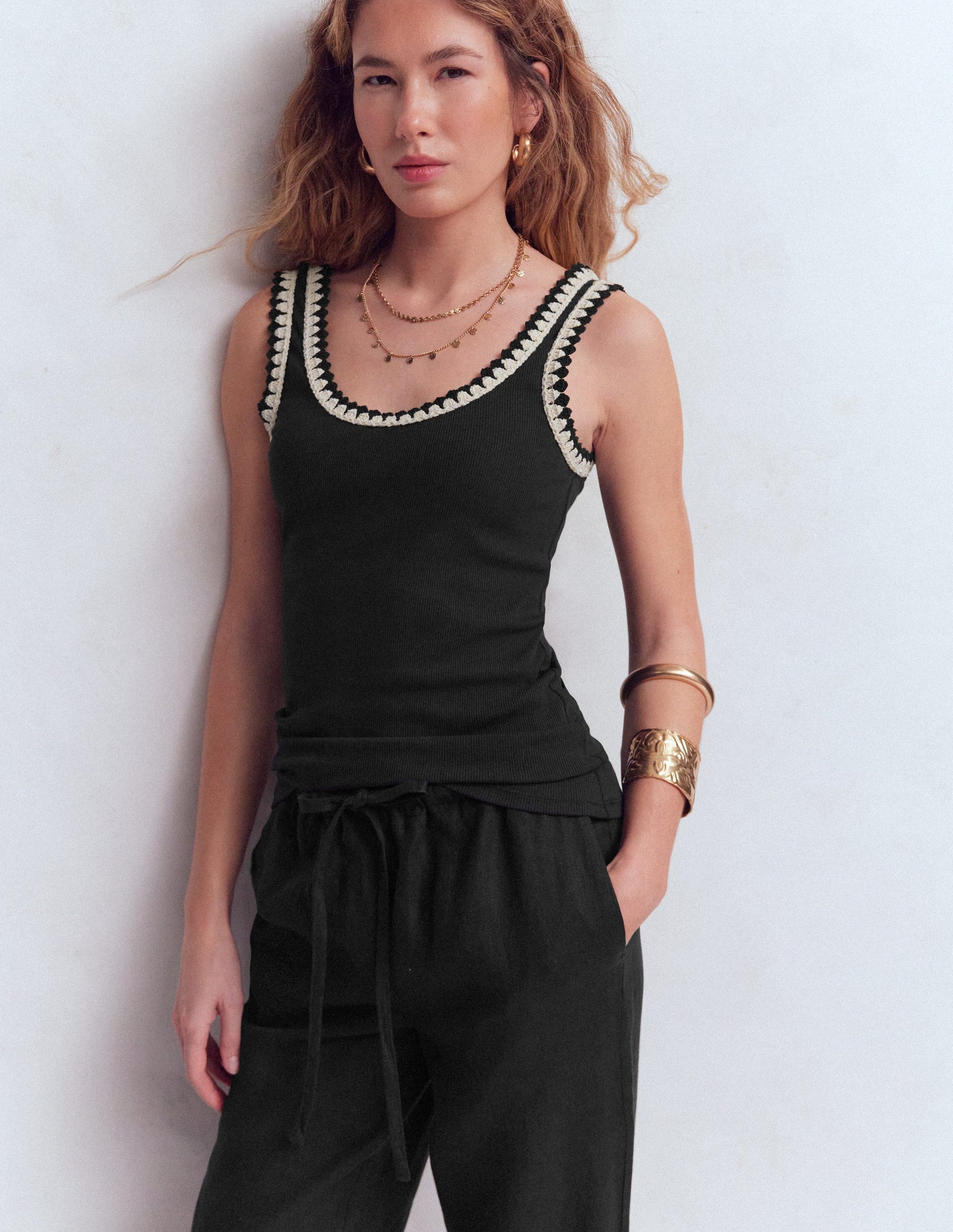 Maddie Trim Detail Vest-Black-4