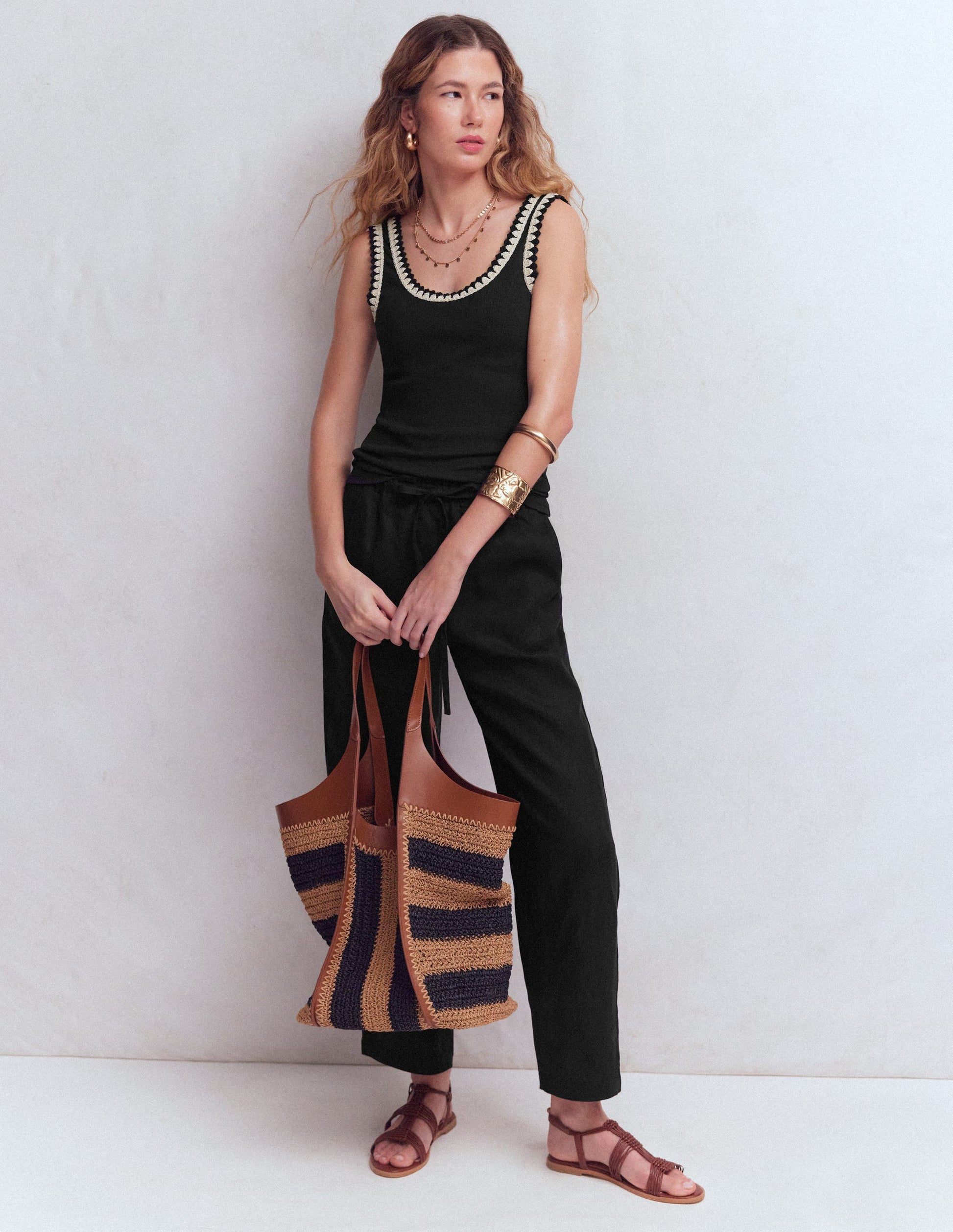 Maddie Trim Detail Vest-Black-5