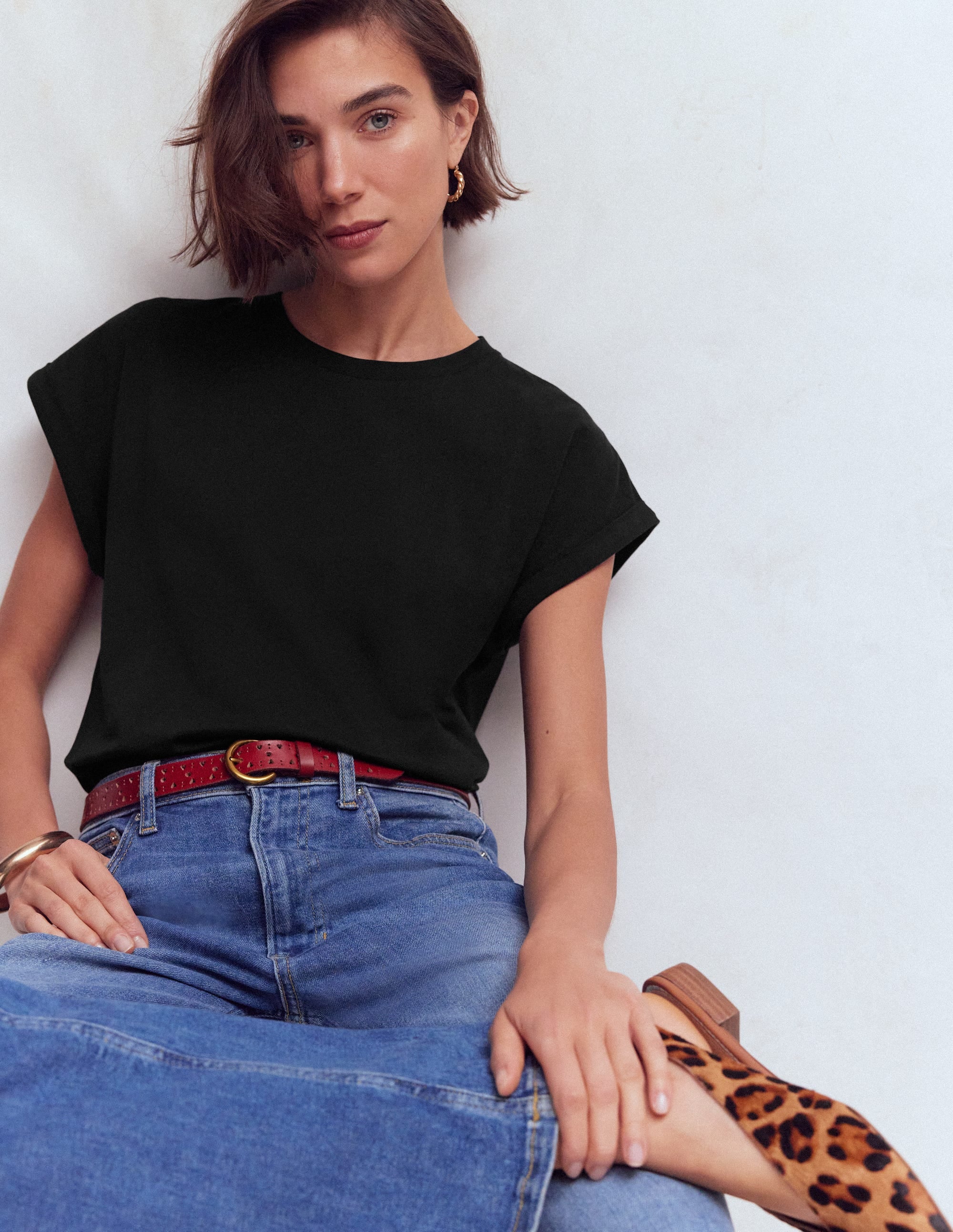 Turn Back T-shirt-Black - Image 1
