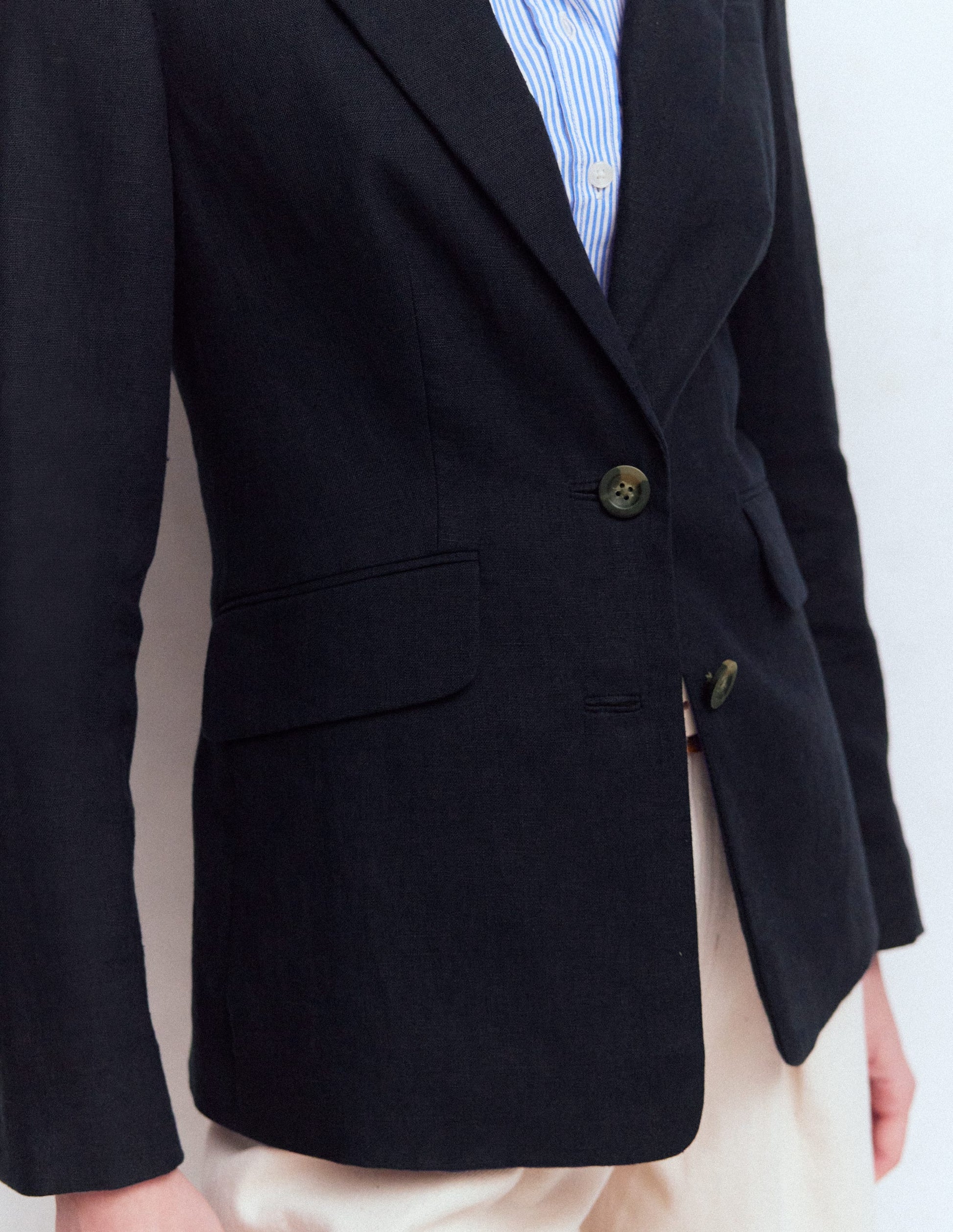 Stamford Linen Blazer-Navy-2