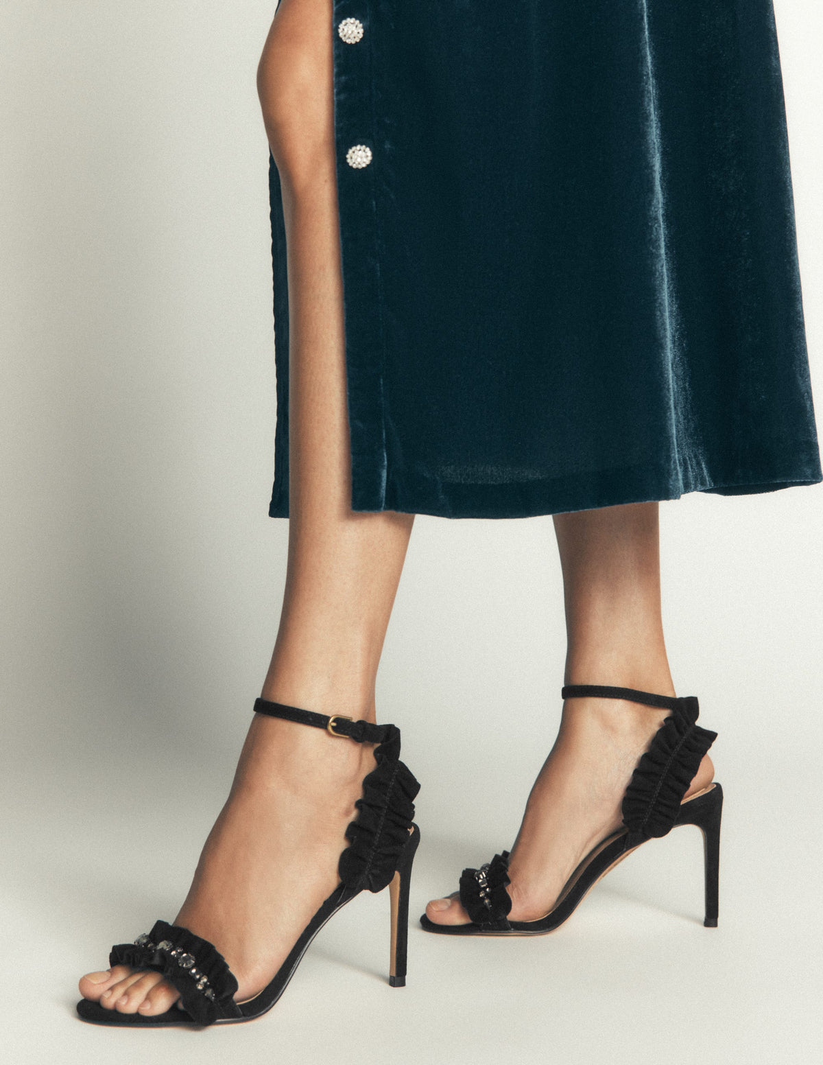 Pleat Detail Heeled Sandals-Black - Image 2