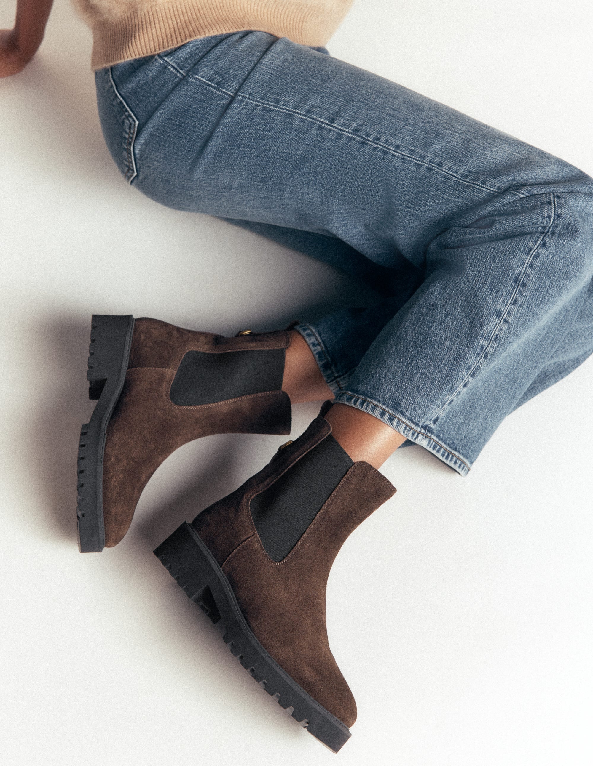 Jessie Chunky Chelsea Boots-Chocolate - Image 2