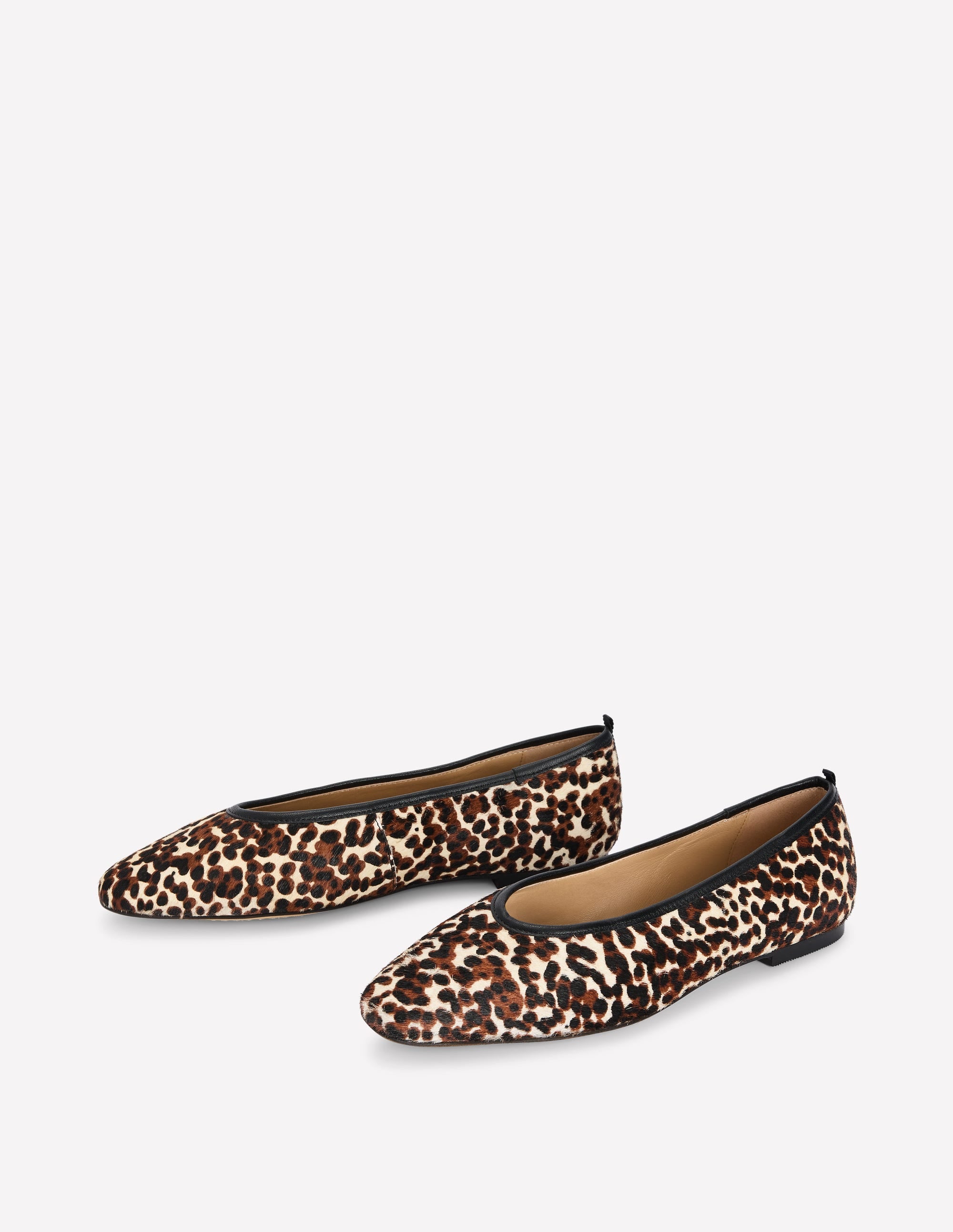 Nadia Chisel Toe Flats-Black/Ivory - Image 3