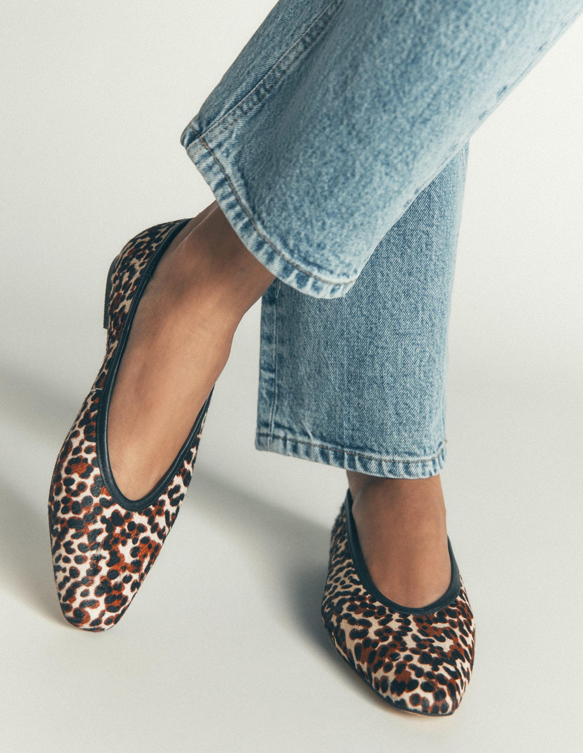 Nadia Chisel Toe Flats-Black/Ivory-2