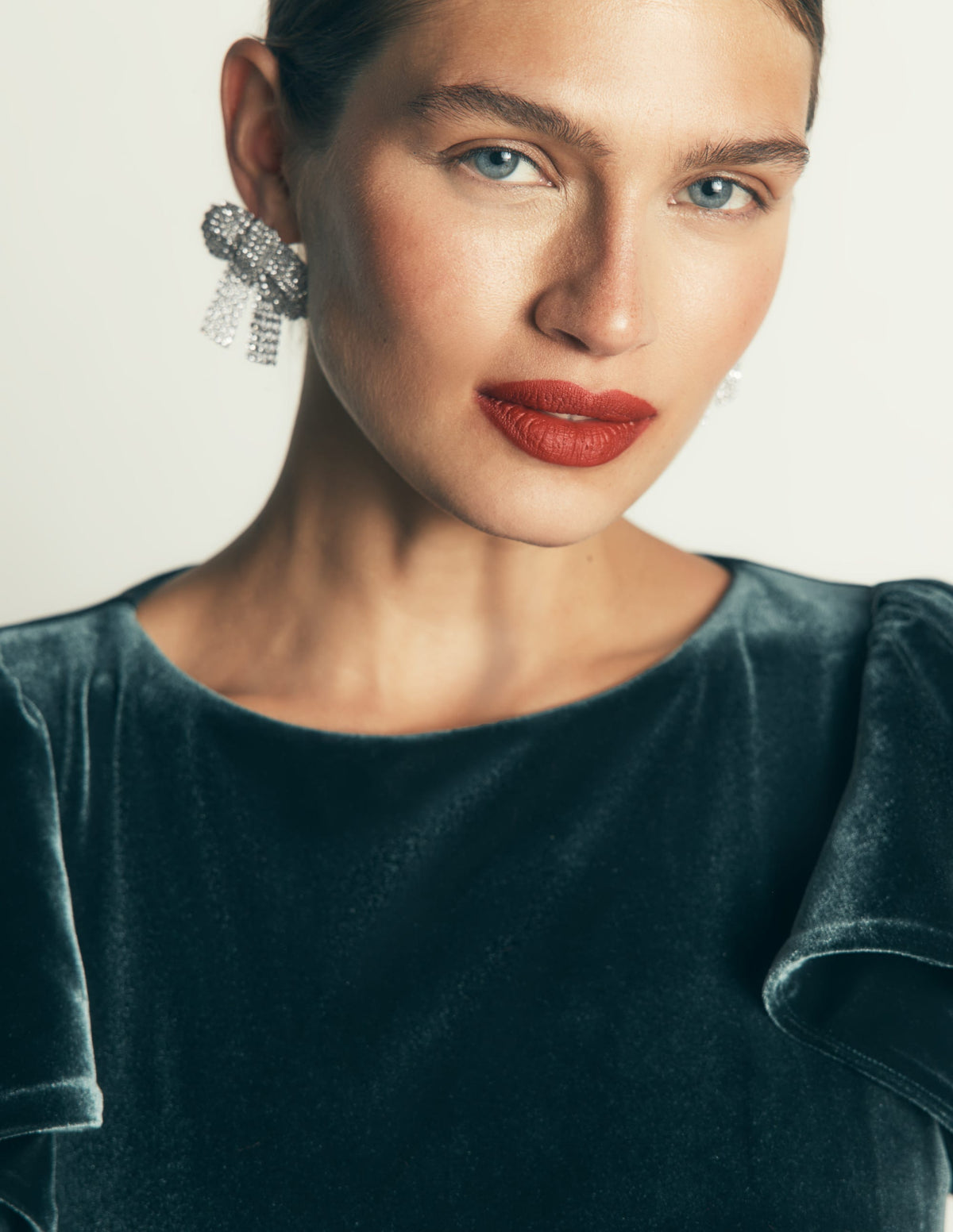 Jewel Bow Earrings-Clear - Image 3