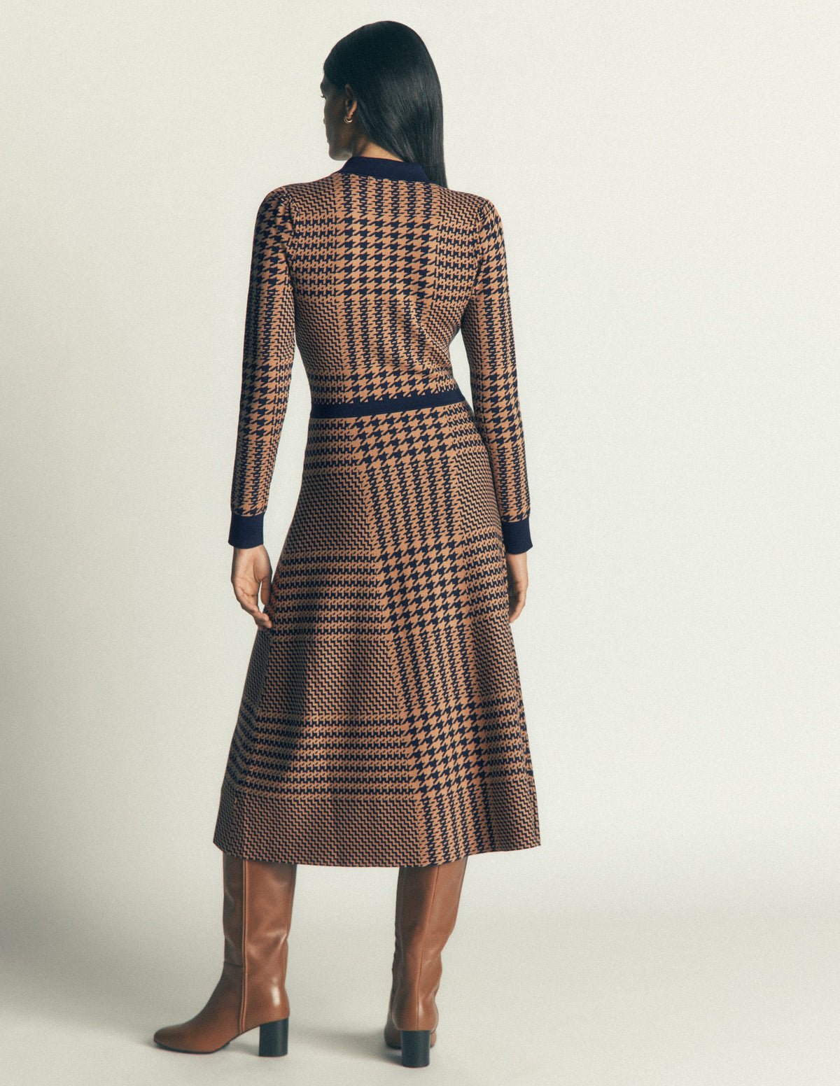 Fiona Zip Front Knitted Dress-Camel and Navy Check-3