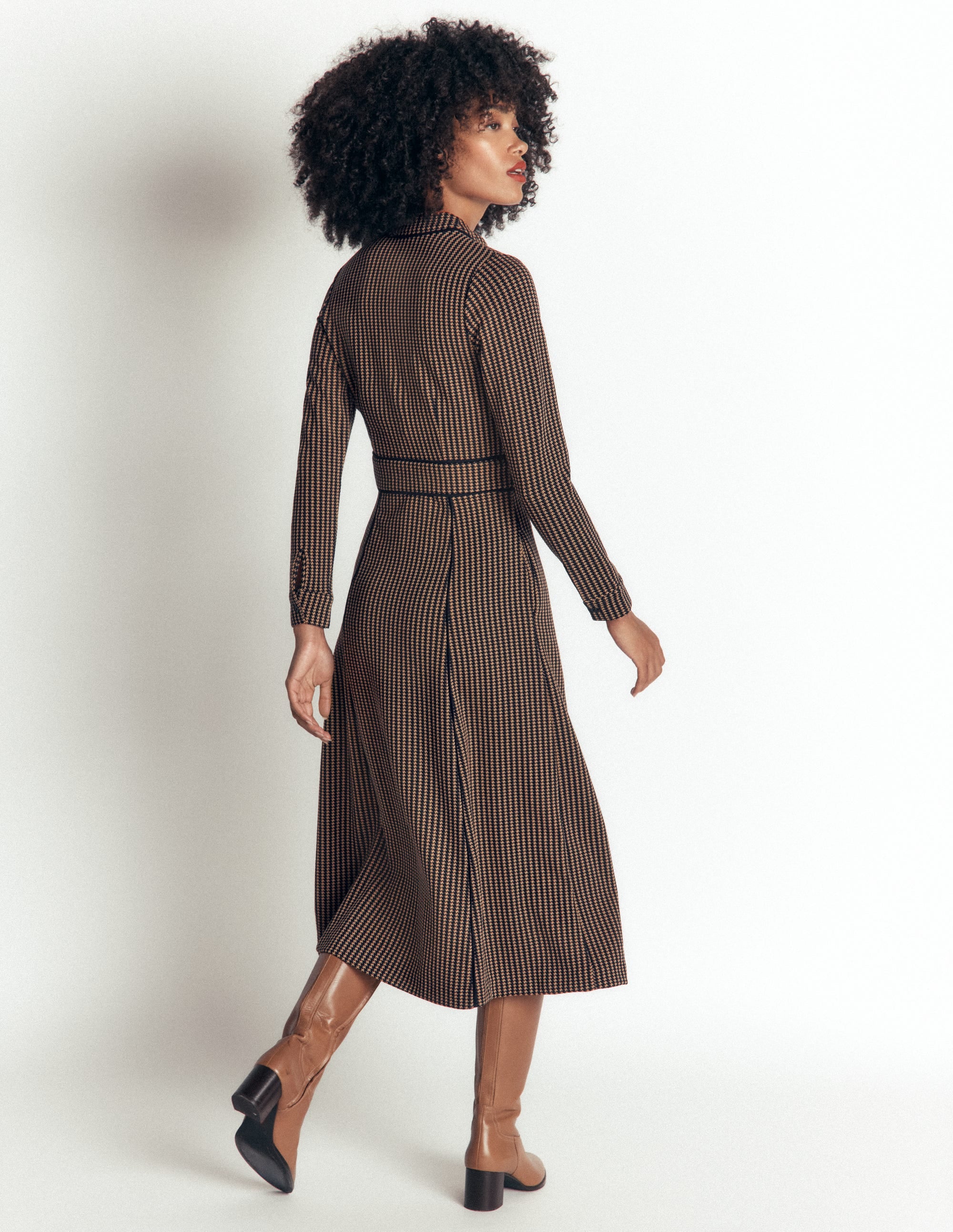 Alex Ponte Contrast Midi Dress-Navy/Camel Texture - Image 4