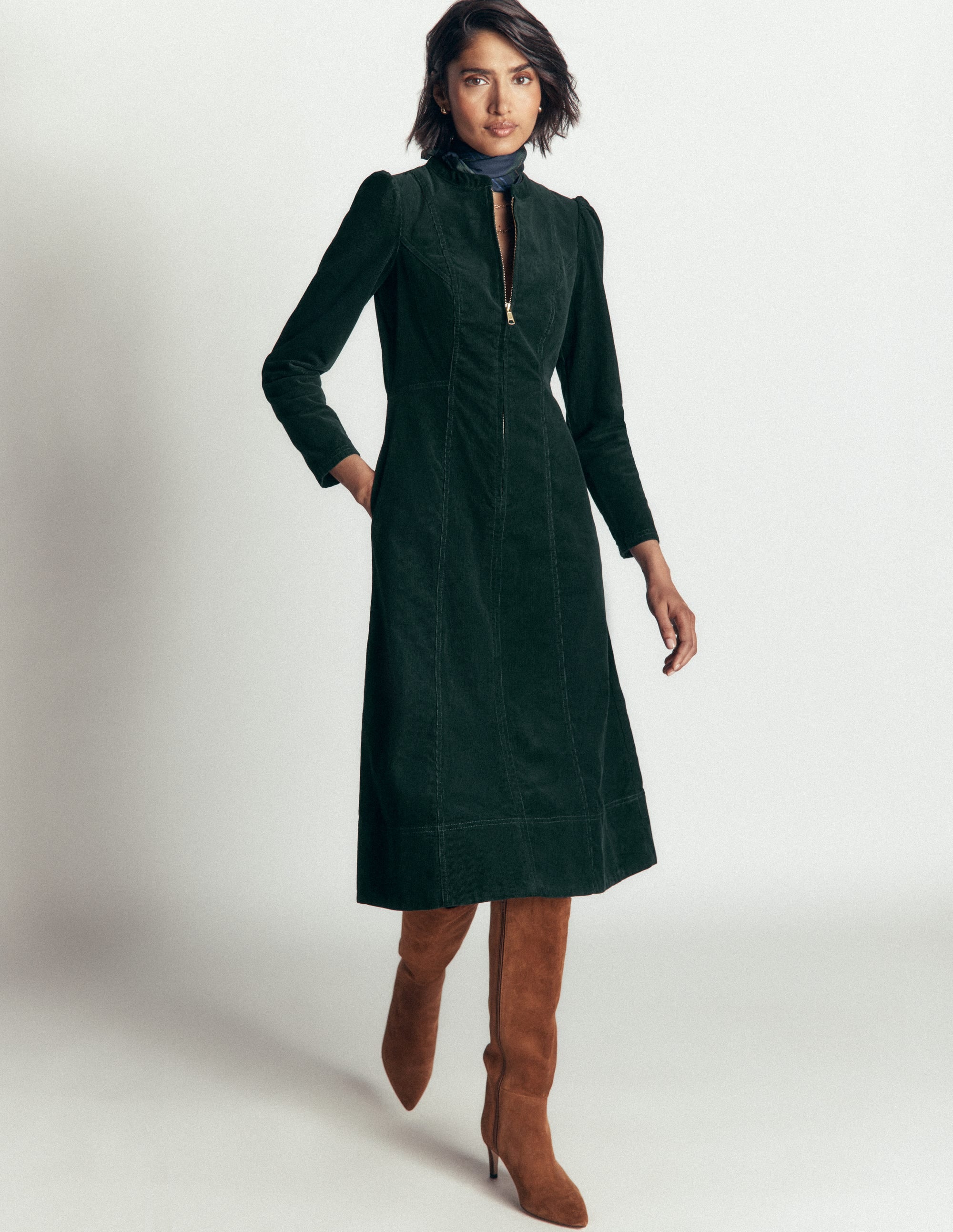 Una Cord Midi Dress-Midnight Emerald - Image 4