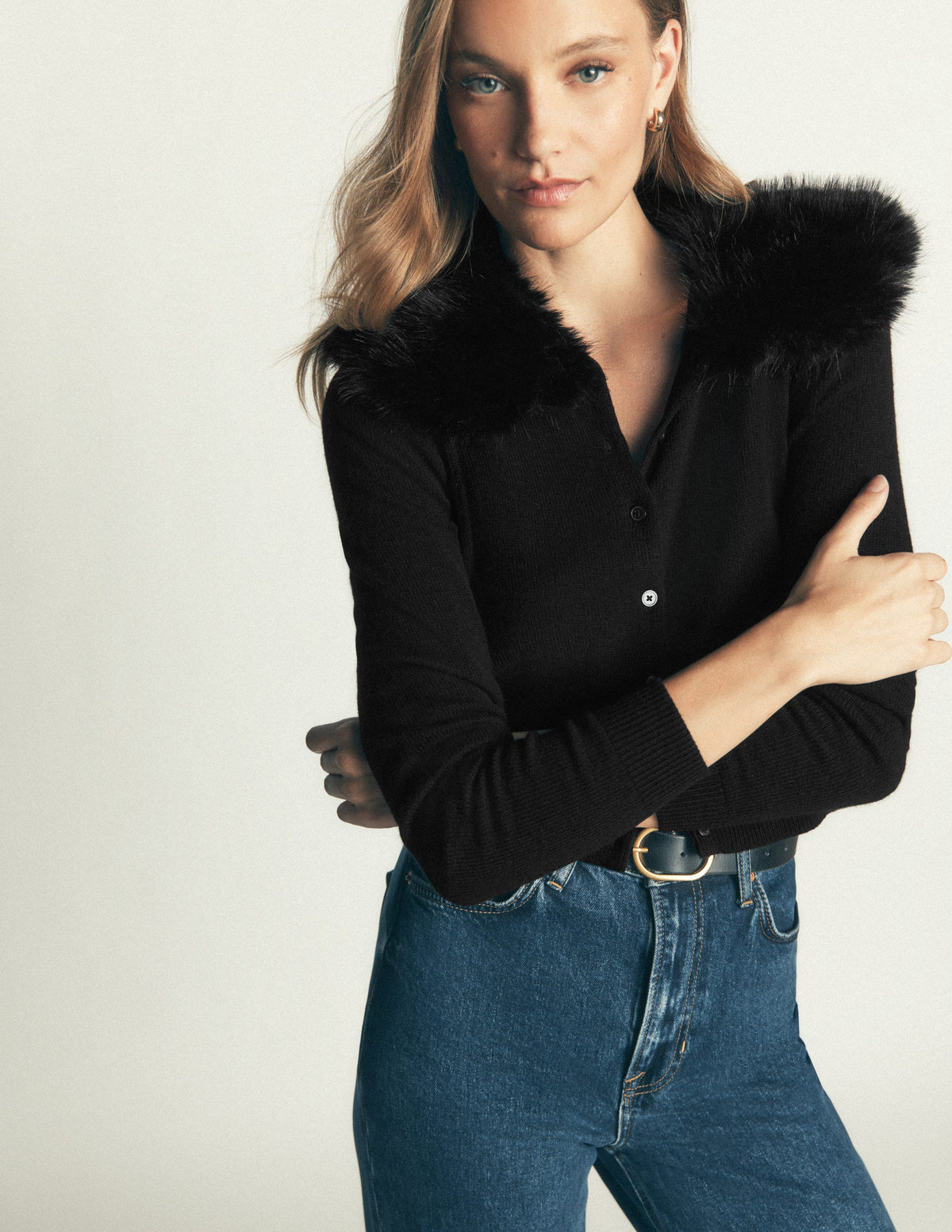 Fur Collar Cropped Cardigan-Black-5