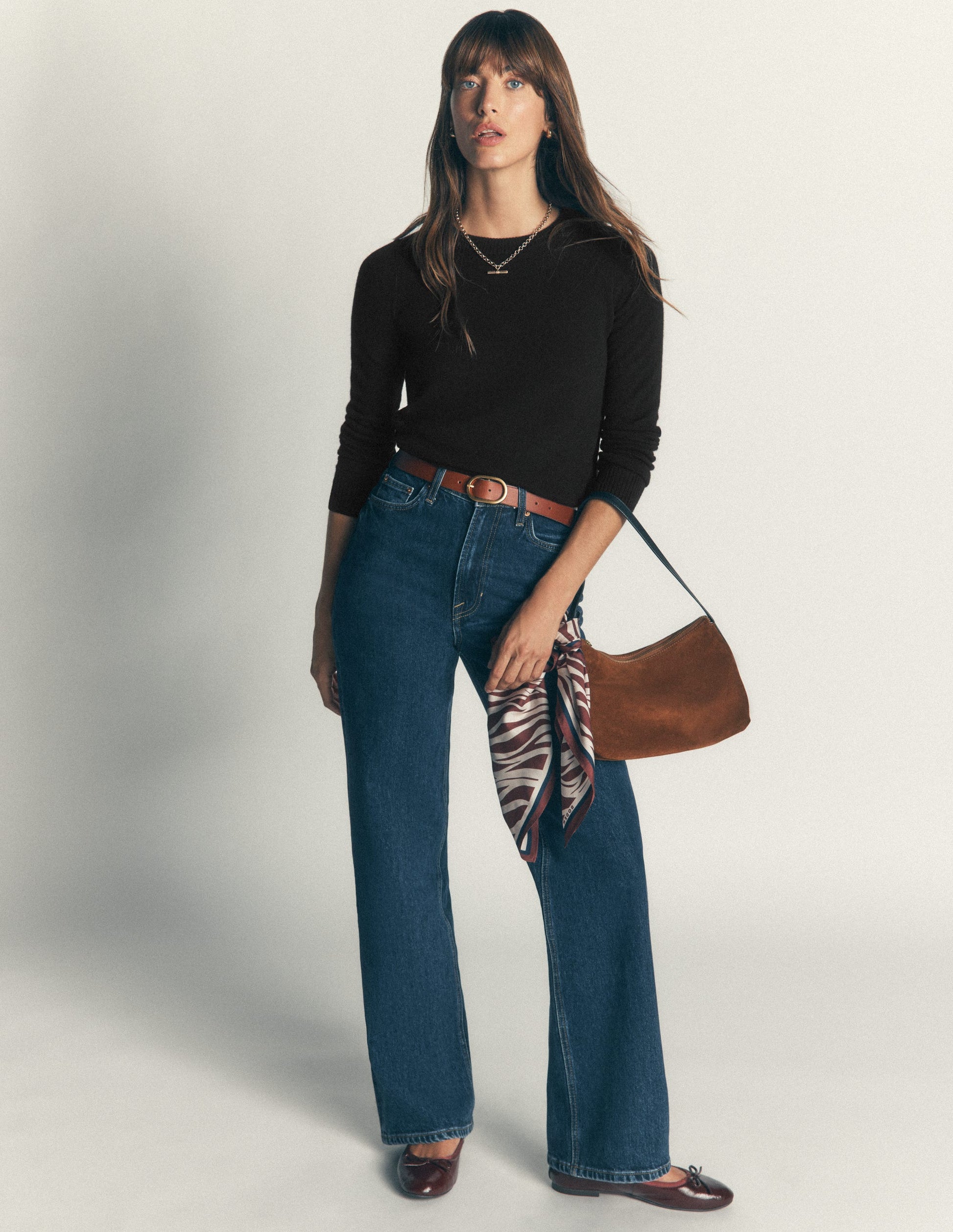 Elsie Cashmere Crew Jumper-Black-4