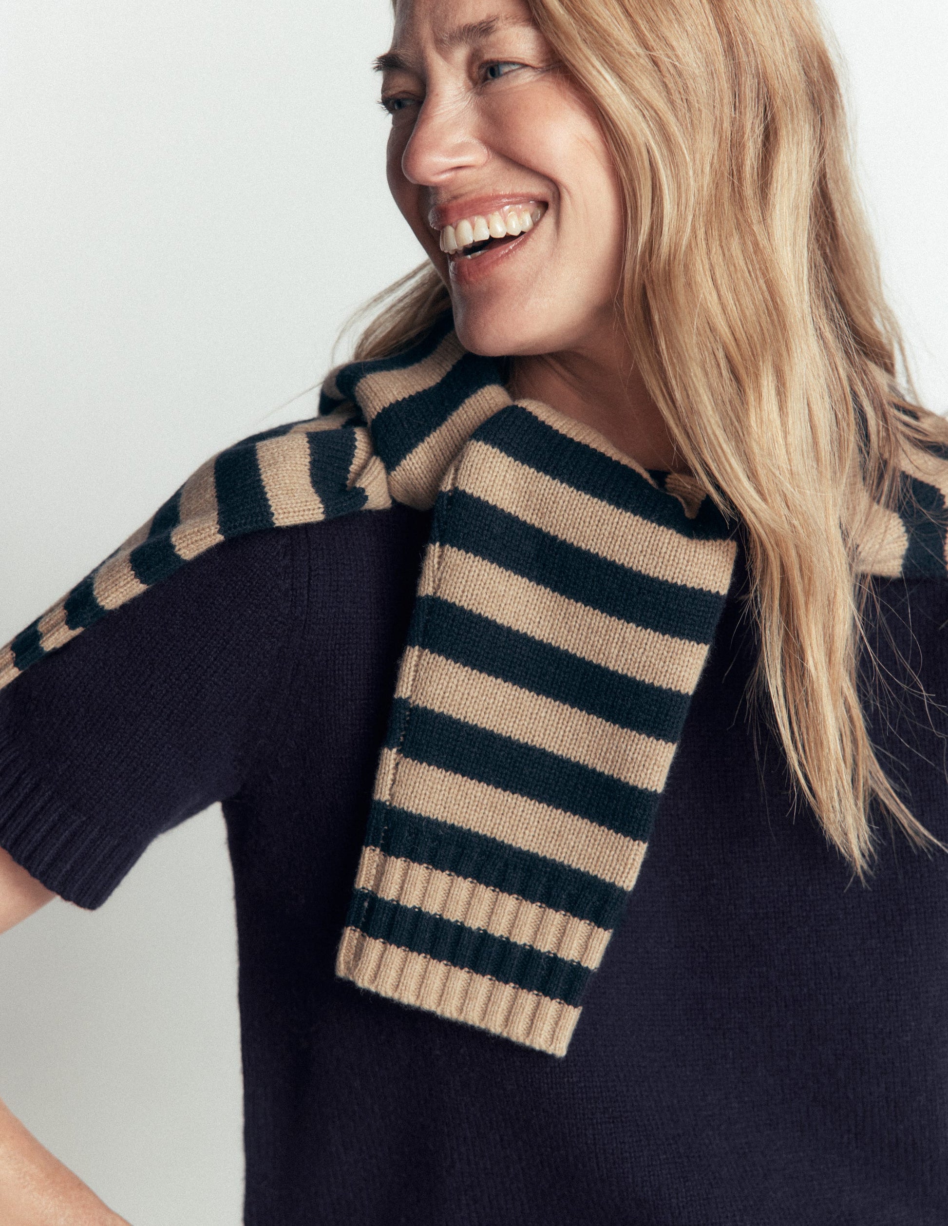 Marta Merino Wool T-shirt-Navy-5