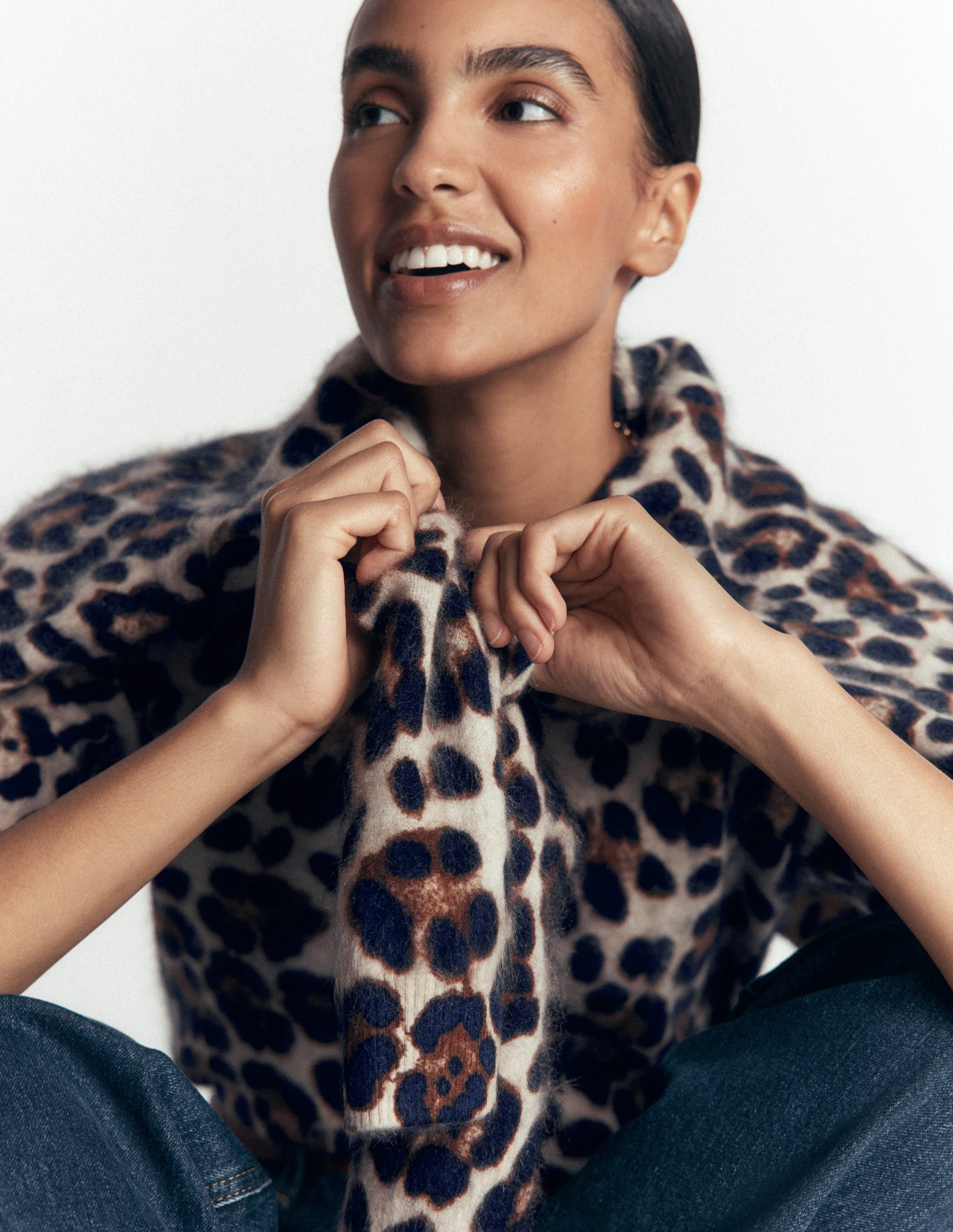 Kat Brushed Cashmere T-shirt-Camel, Leopard - Image 2