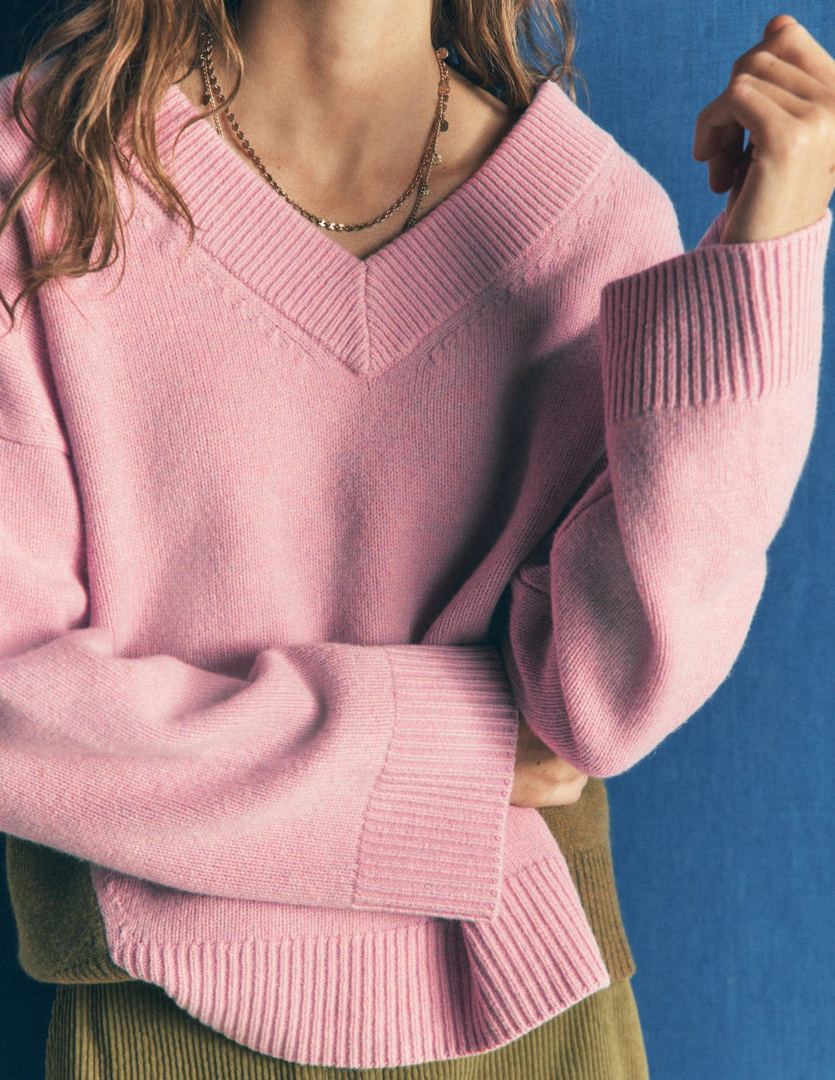 Marta Merino V Neck Jumper-Blush, Green Colour Block - Image 3
