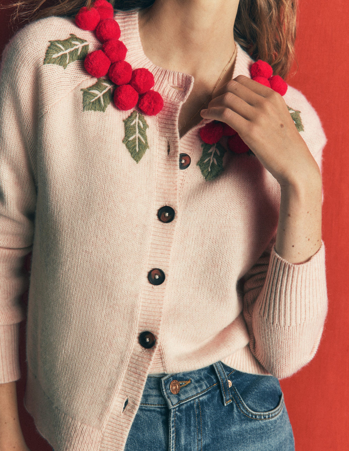 Mae Novelty Cardigan-Ivory, Holly wreath - Image 2