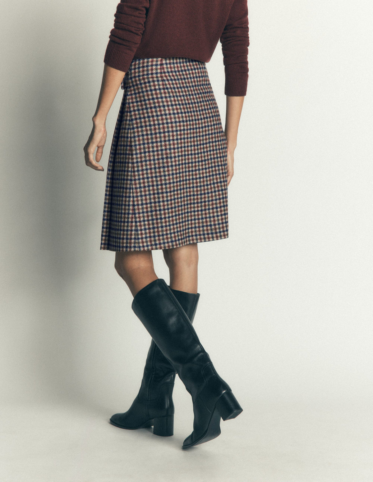 Vera Double Buckle Kilt-Ivory, Blue, Maroon Check - Image 3