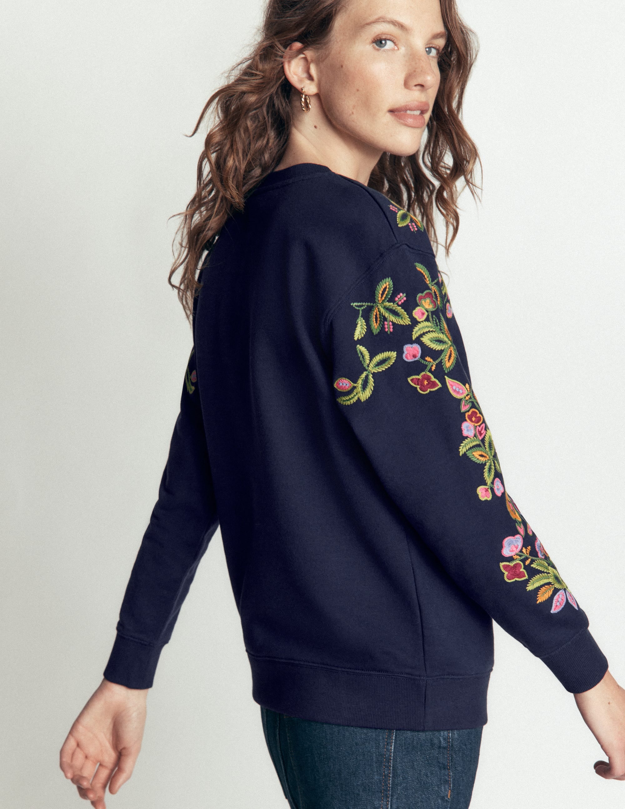 Emi Embroidered Sweatshirt-Navy, Multi flower embroidery - Image 3