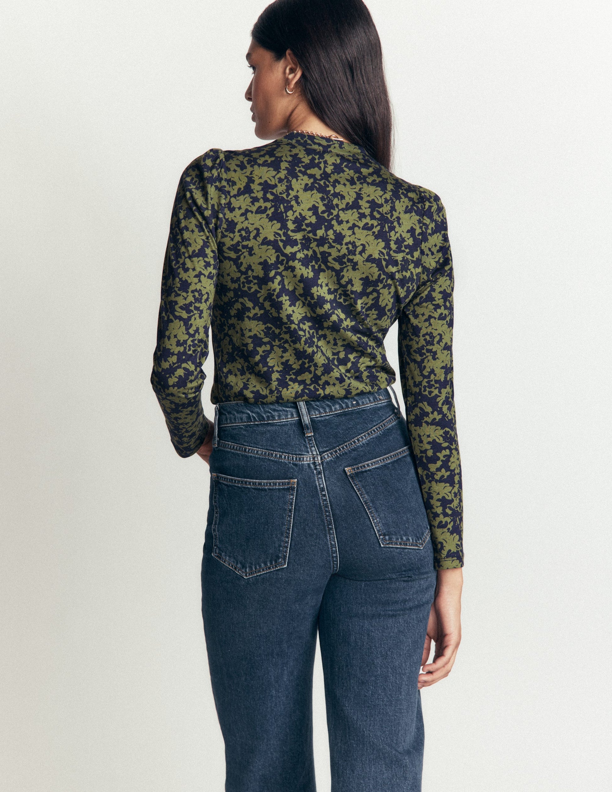 Supersoft Puff Sleeve Shirt-Sprayed leaf-3