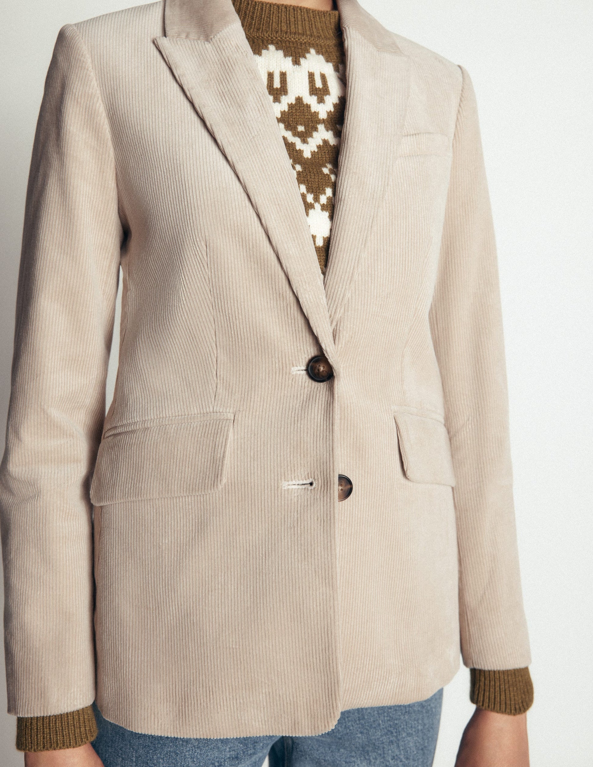Stamford Cord Blazer-Latte-4
