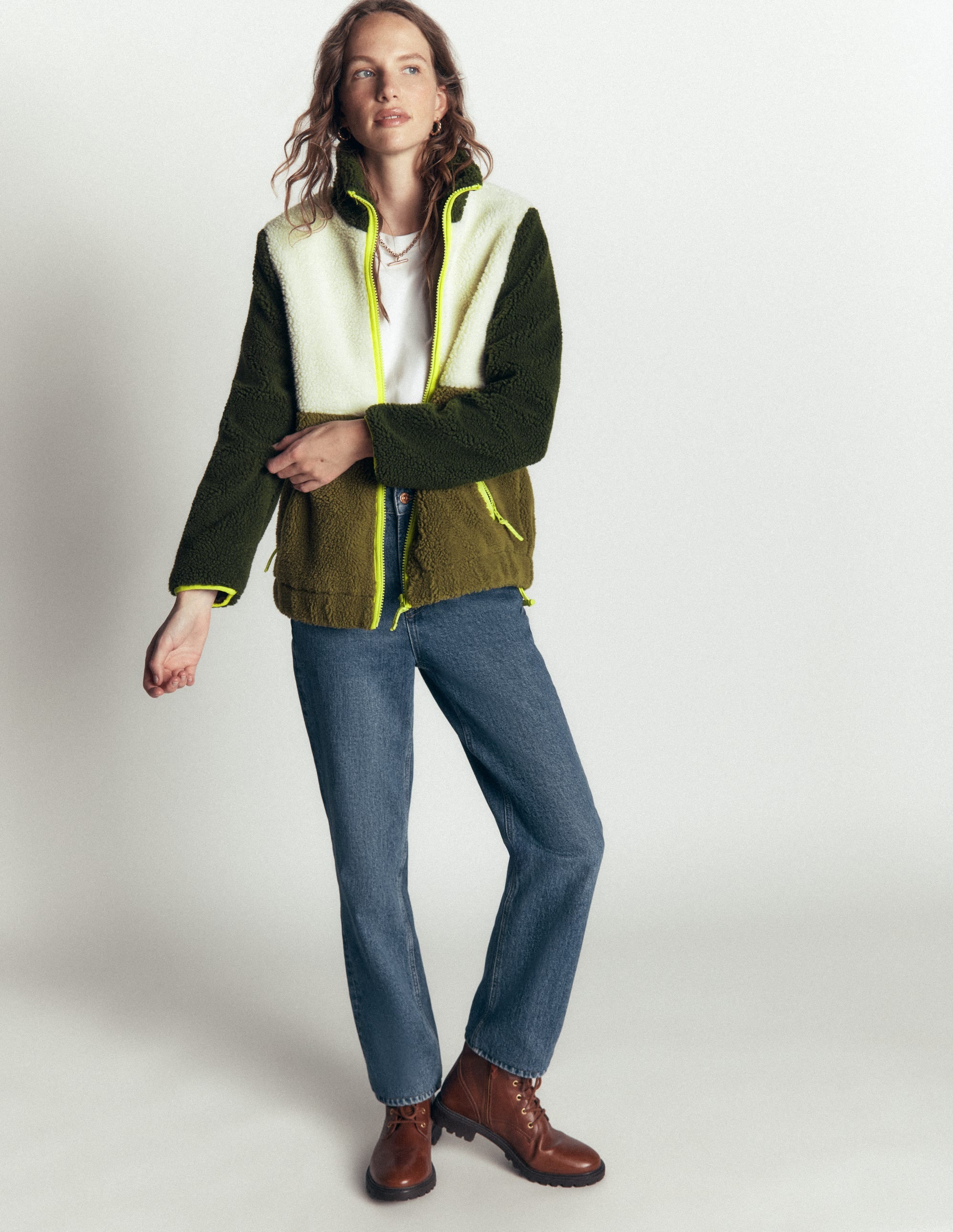 Alnwick Borg Jacket-Green, Ivory Colour Block - Image 4