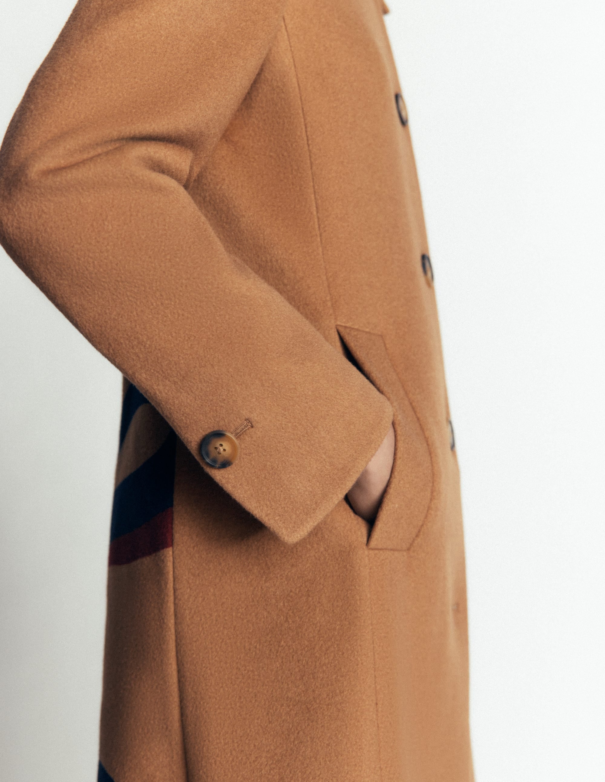 Aylesford Longline Coat-Camel Swooping Hearts - Image 3