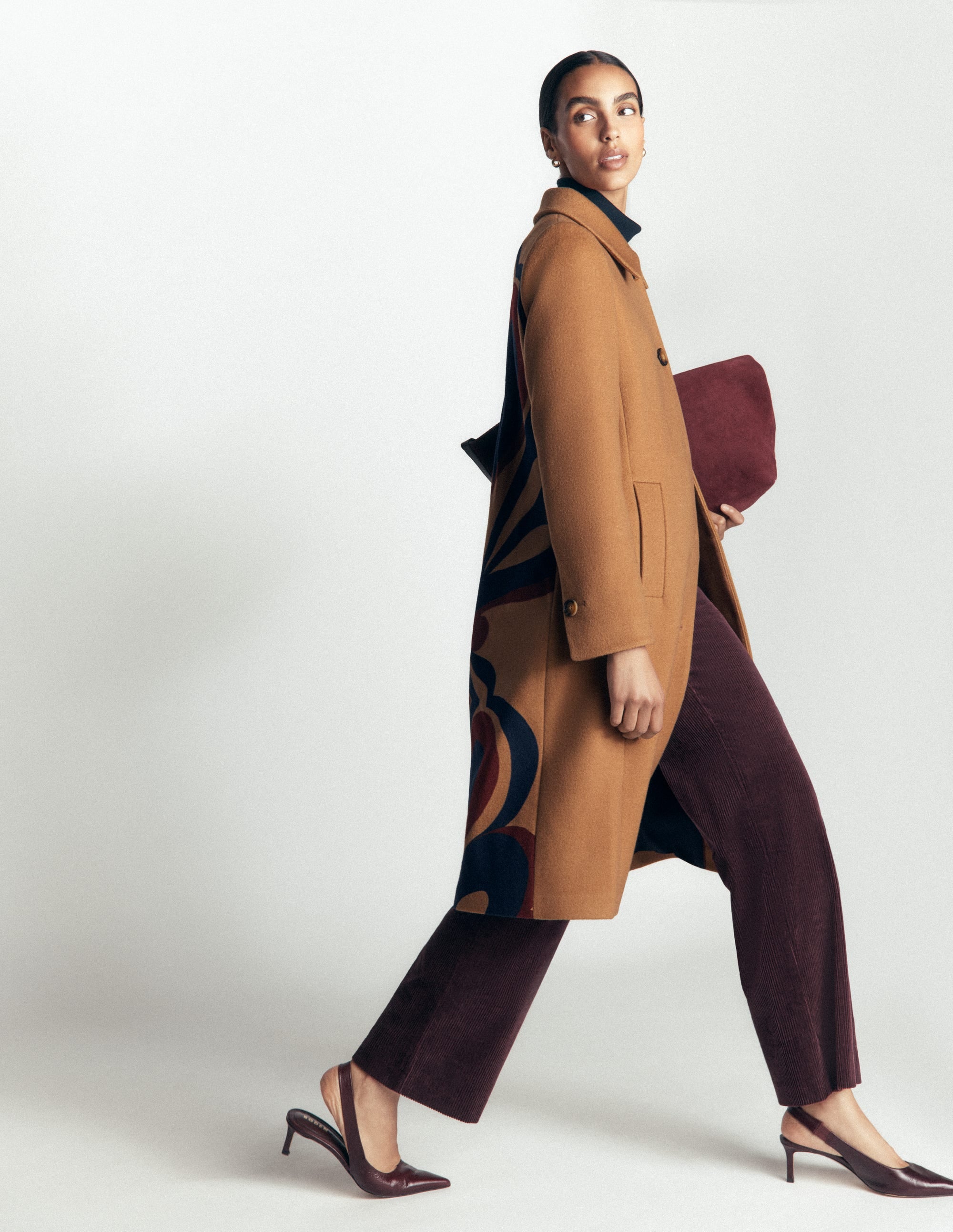 Aylesford Longline Coat-Camel Swooping Hearts - Image 4